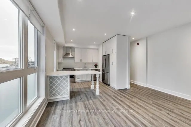 235 Davenport Road, #D