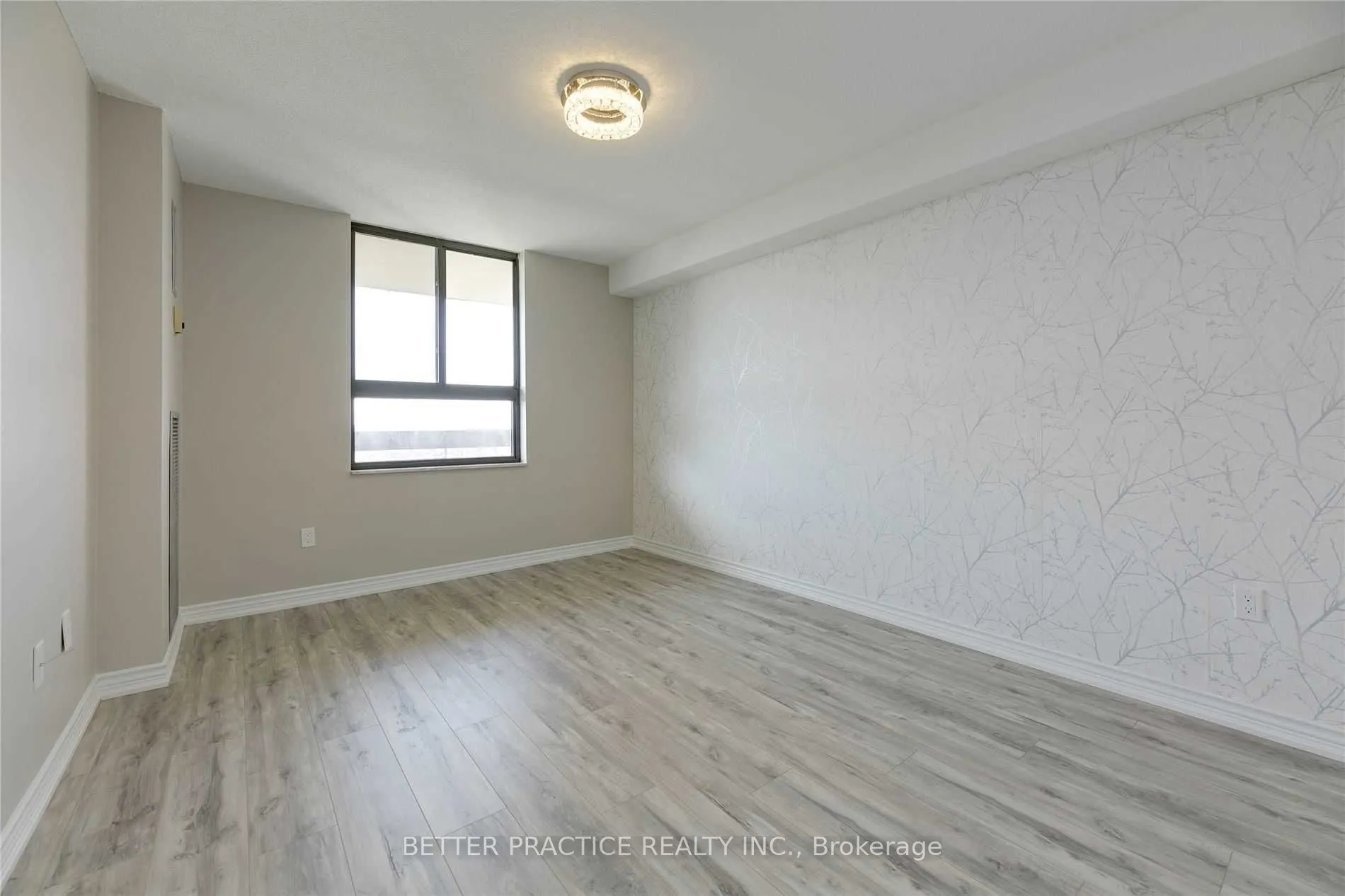 177 Linus Road, #1407