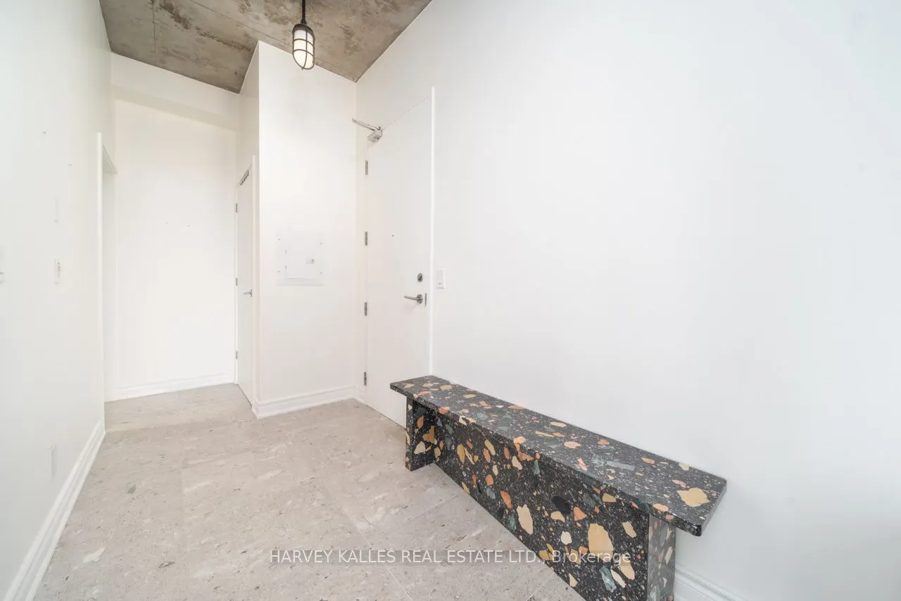 60 Bathurst Street, #308