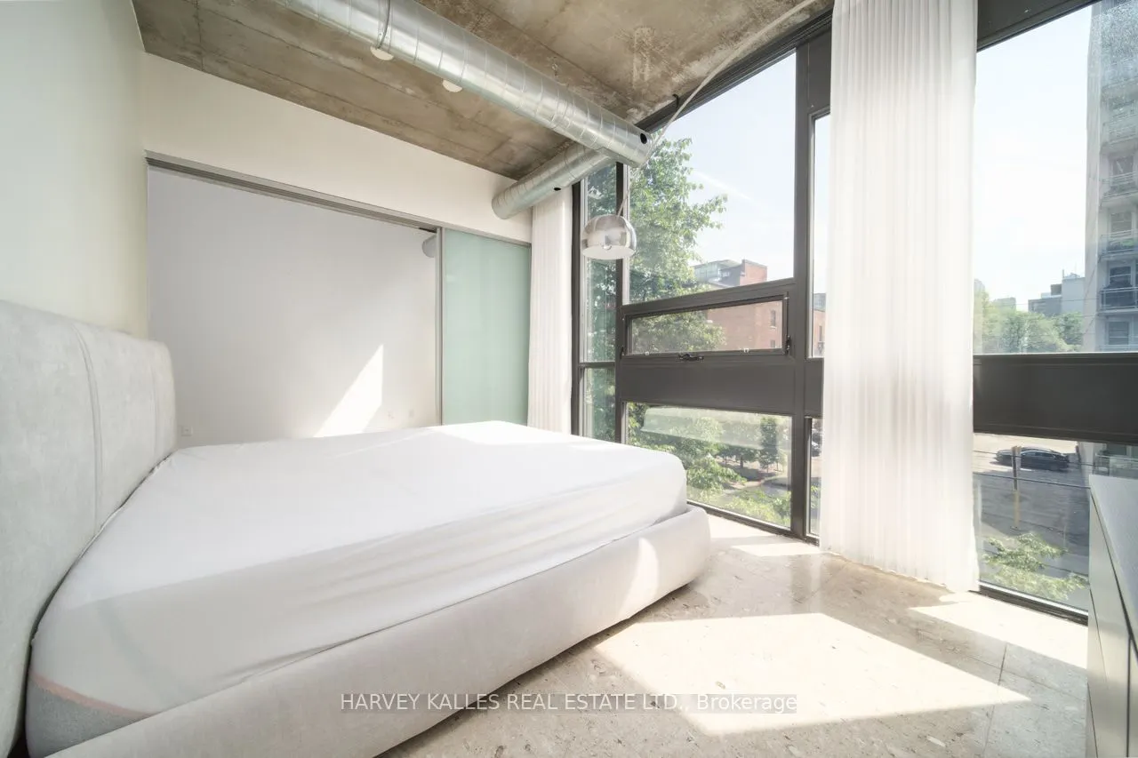 60 Bathurst Street, #308