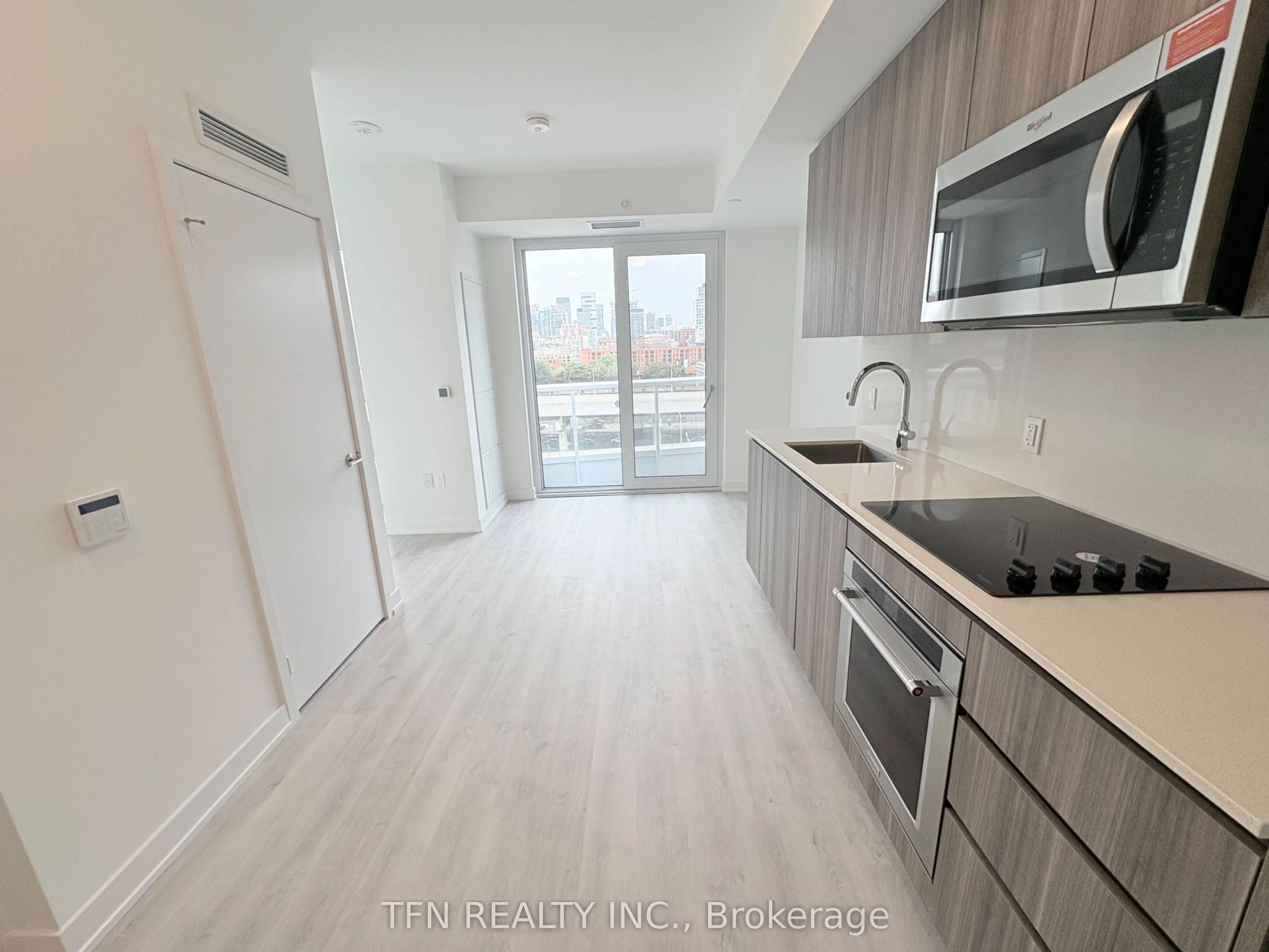 15 Richardson Street, #802