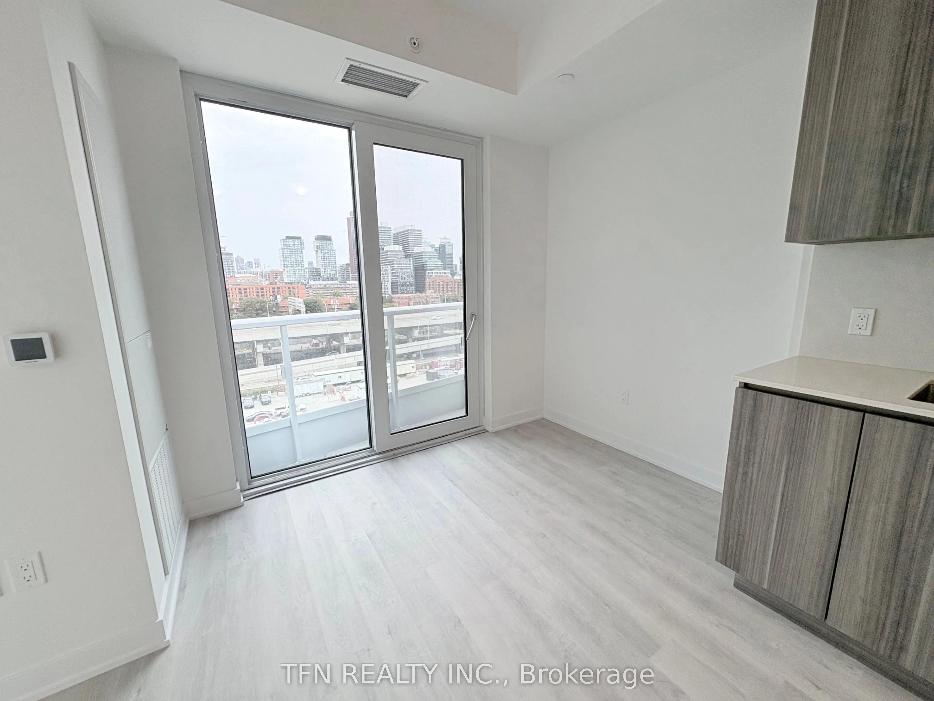15 Richardson Street, #802