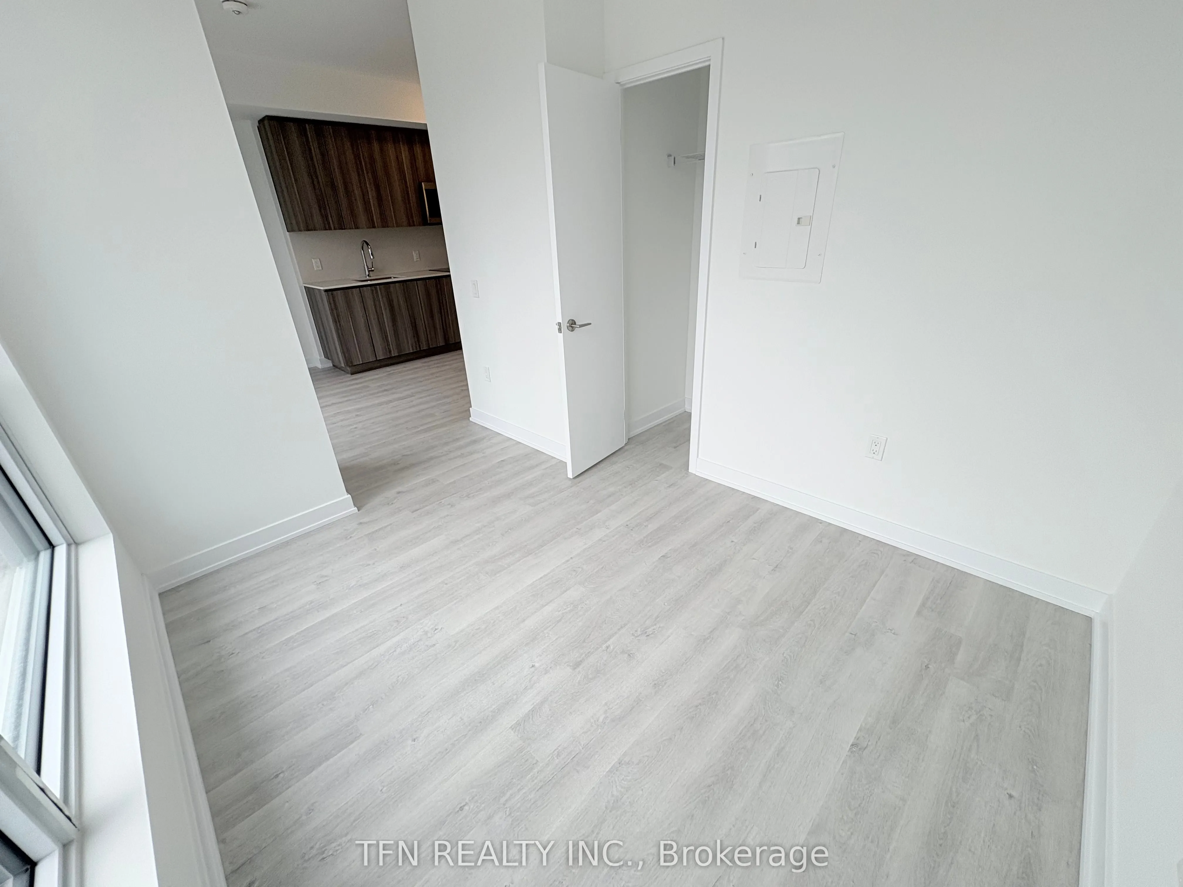 15 Richardson Street, #802