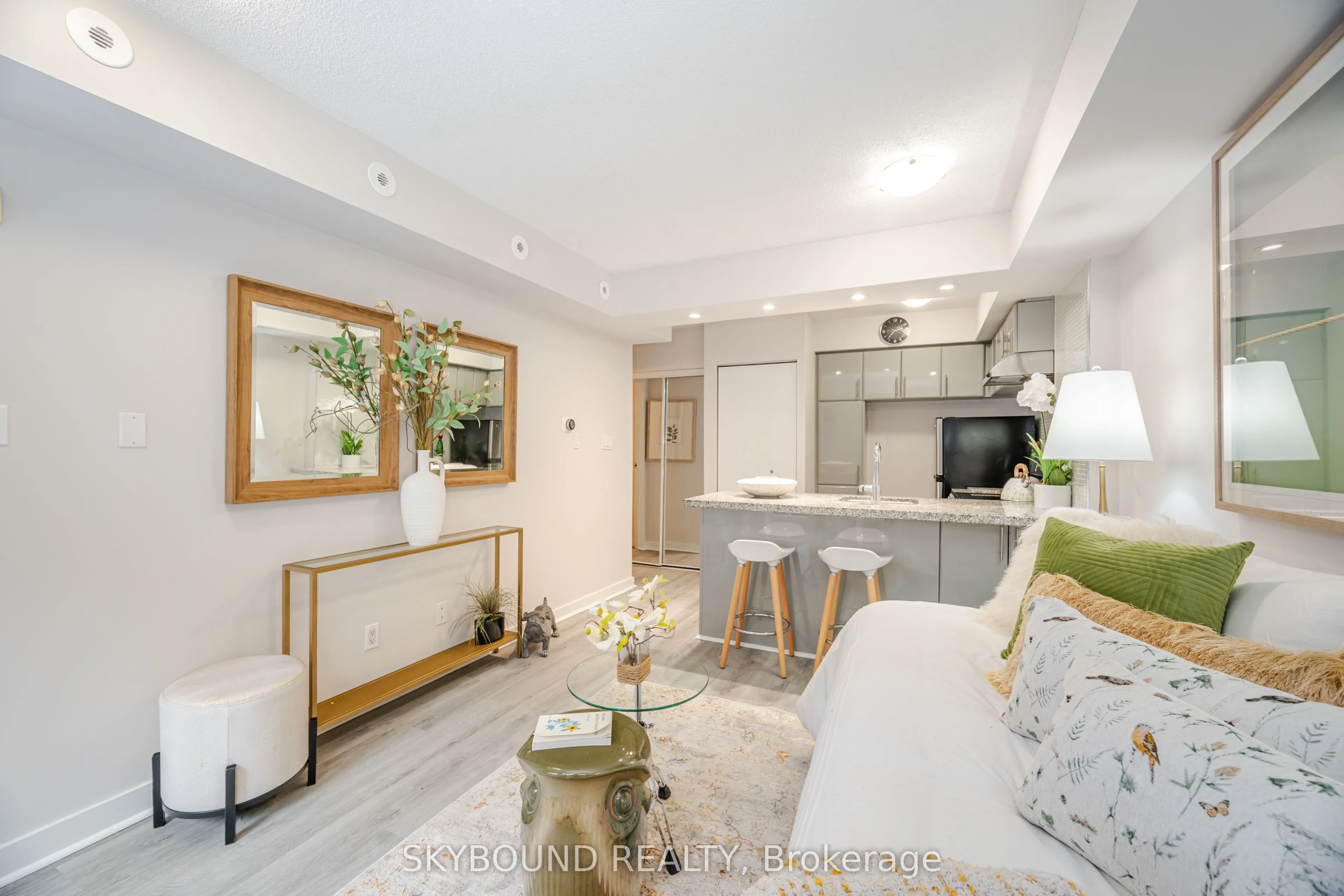 21 Pirandello Street, #TH1223
