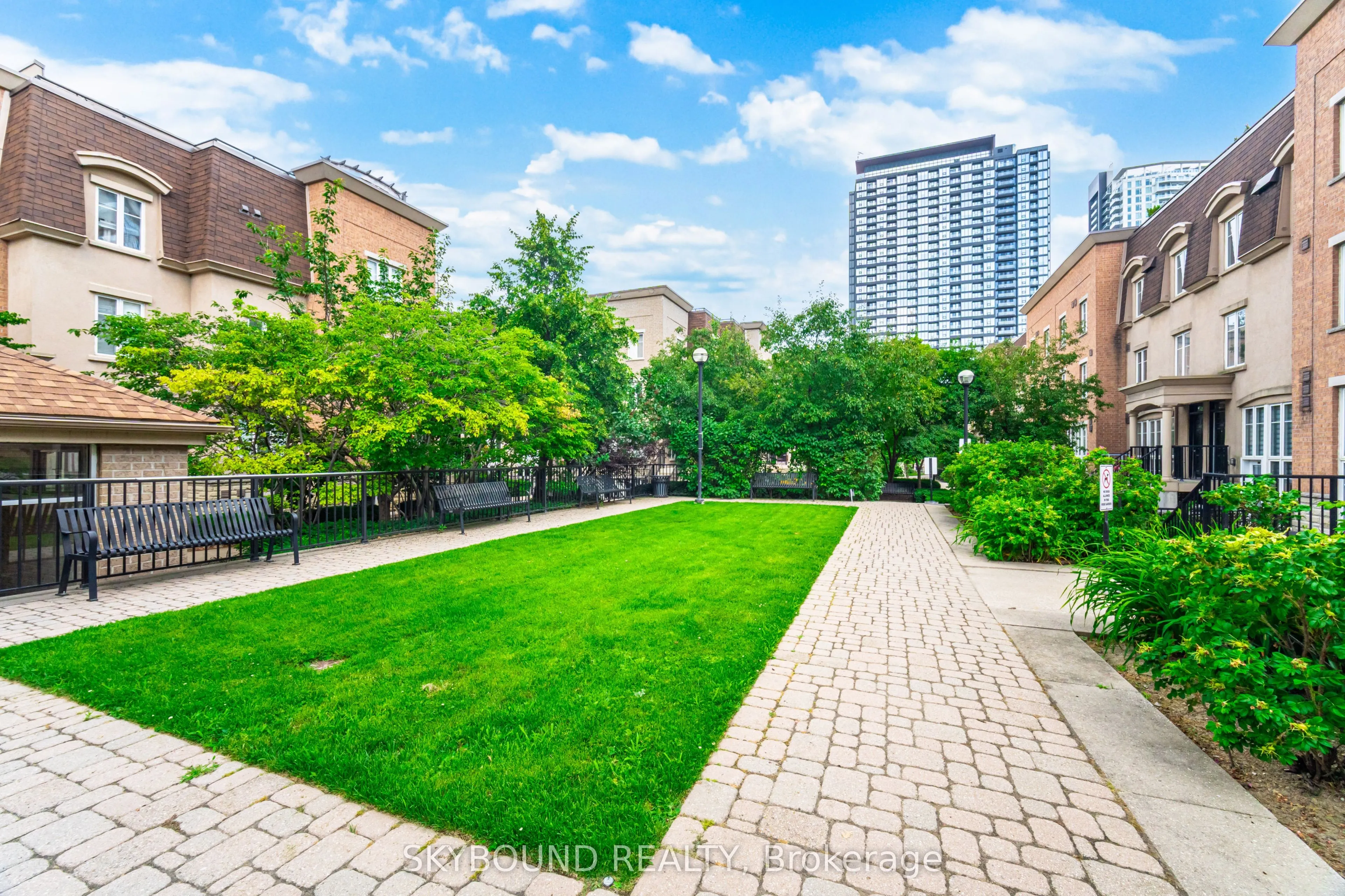 21 Pirandello Street, #TH1223