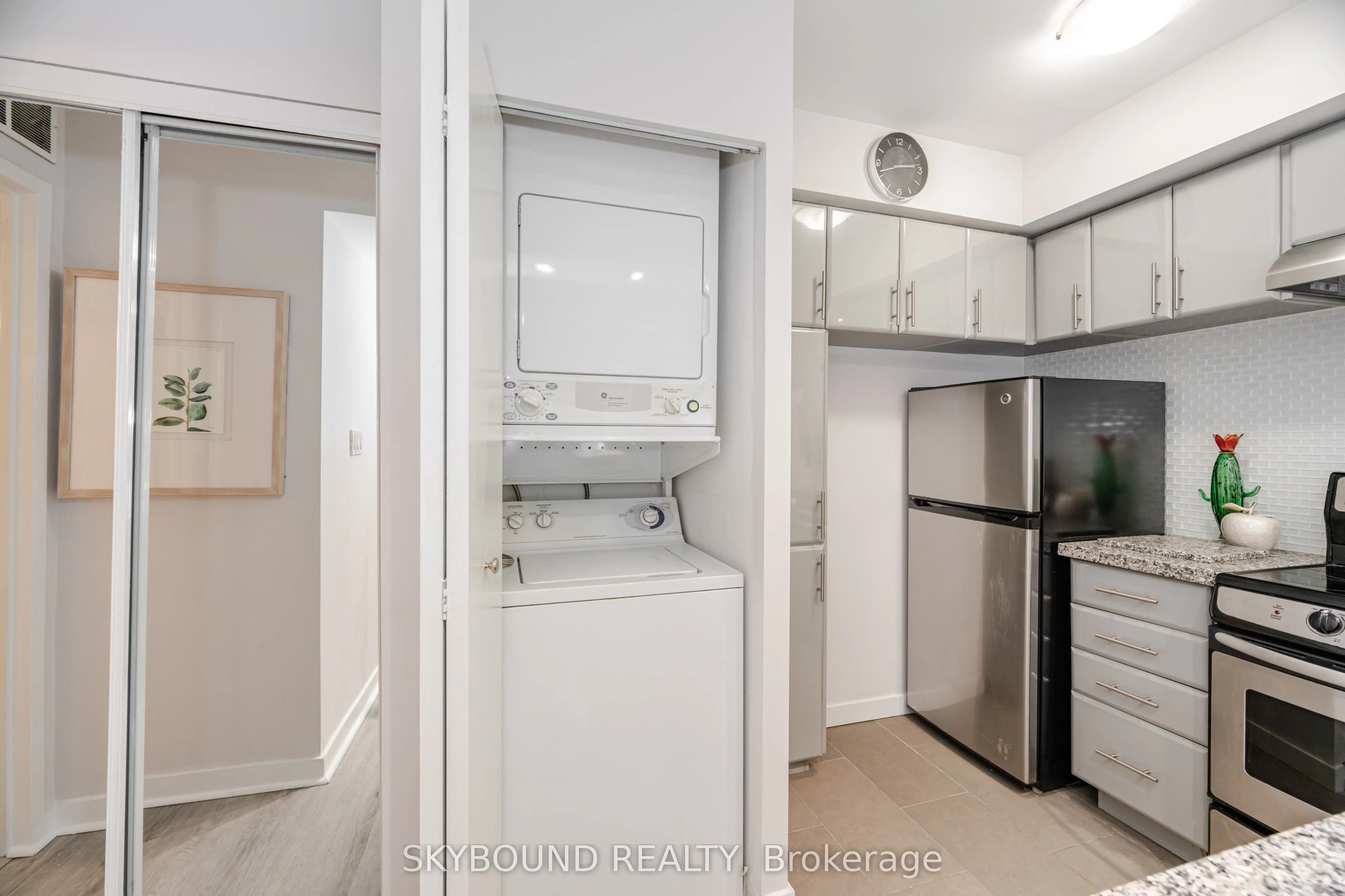 21 Pirandello Street, #TH1223