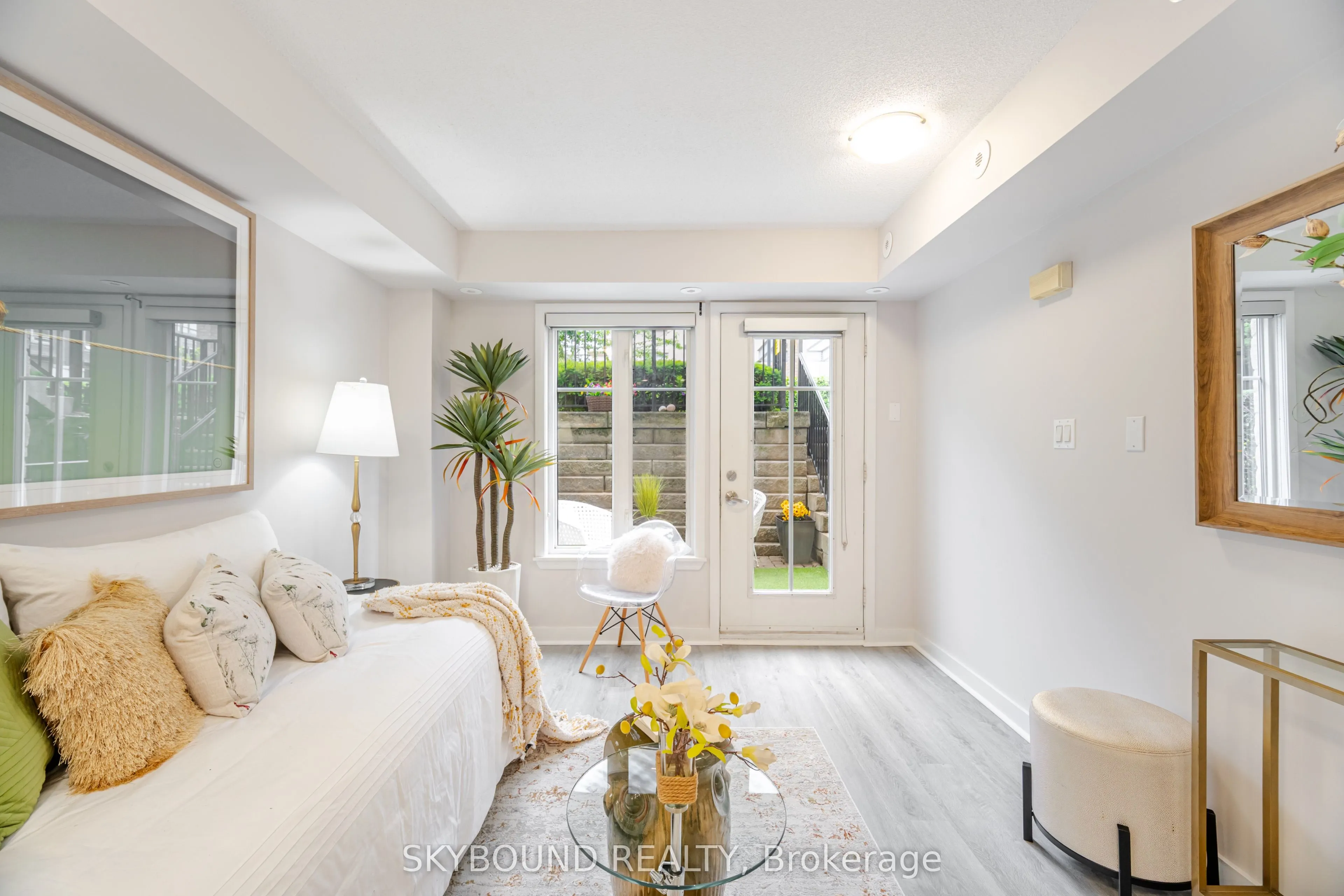 21 Pirandello Street, #TH1223