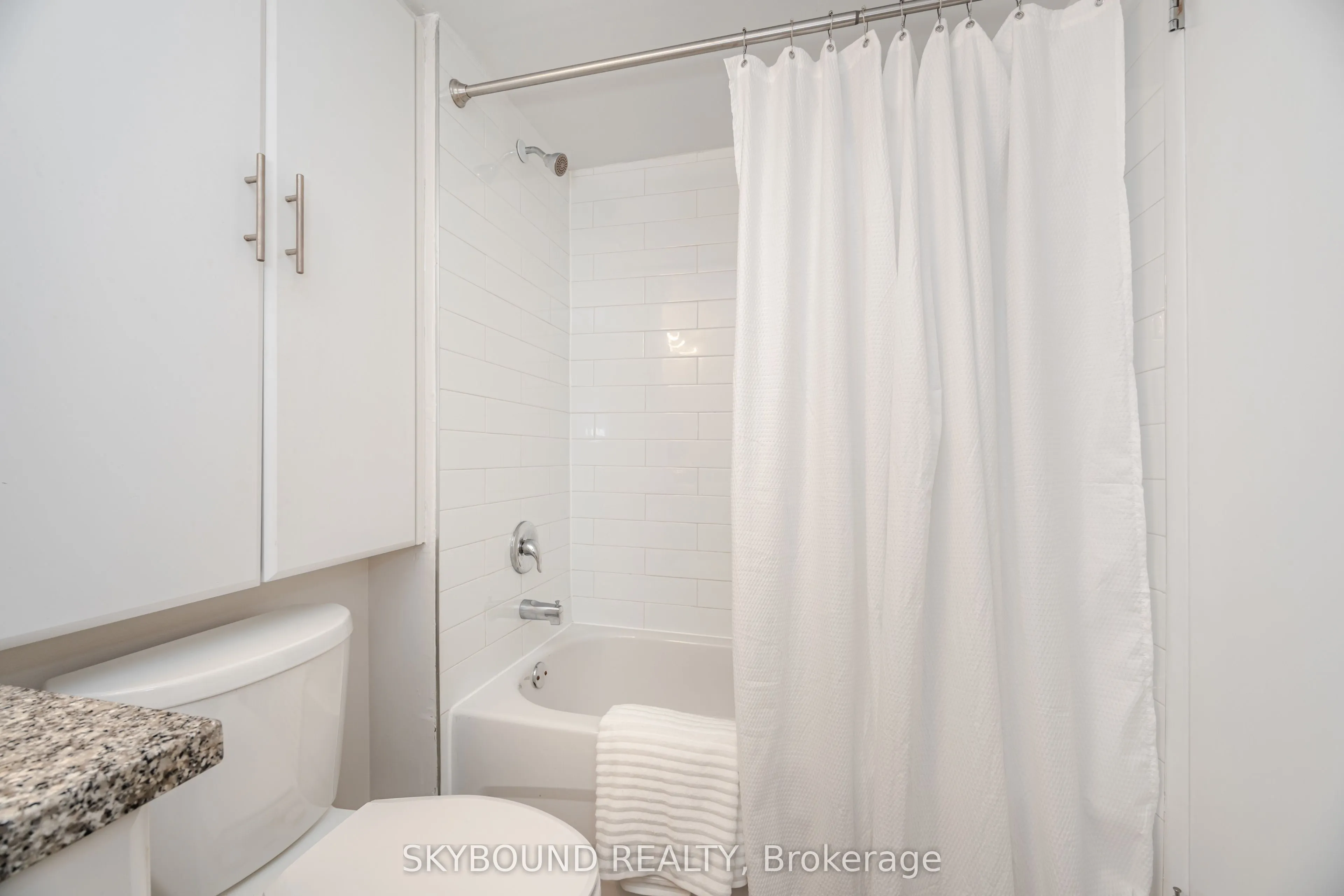 21 Pirandello Street, #TH1223