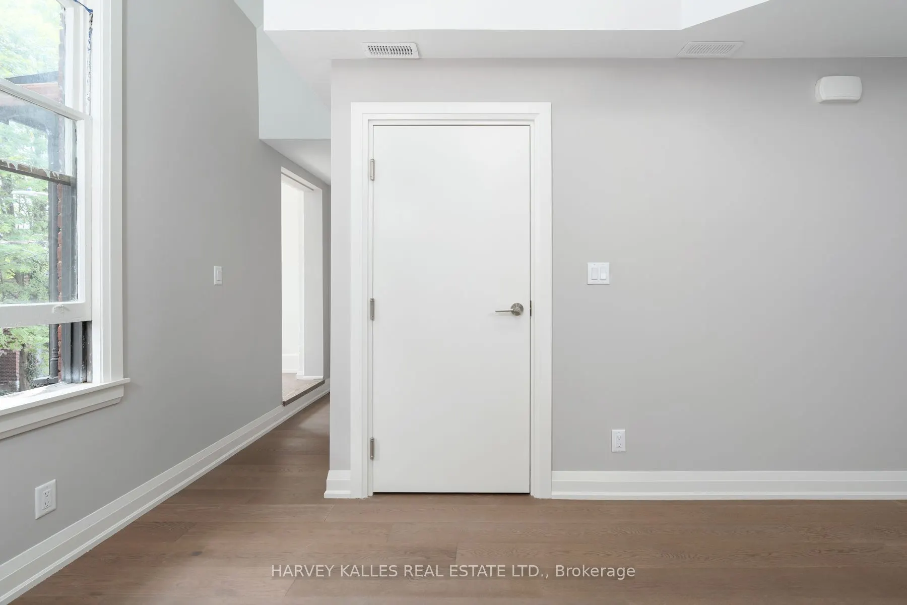 24 Sullivan Street, #2