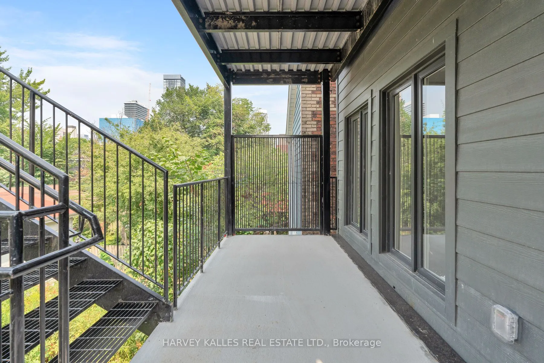 24 Sullivan Street, #2