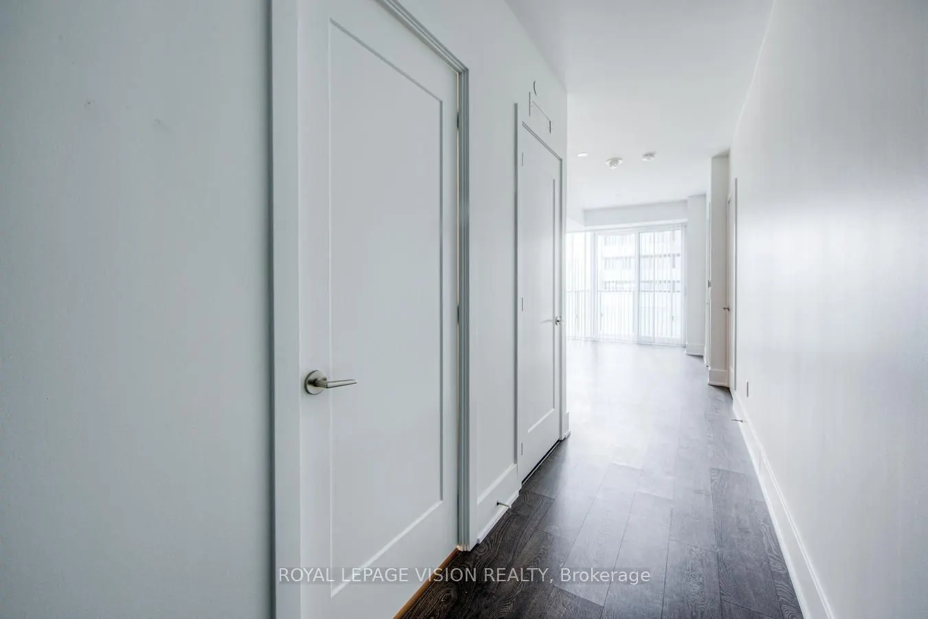 470 Front Street W, #814