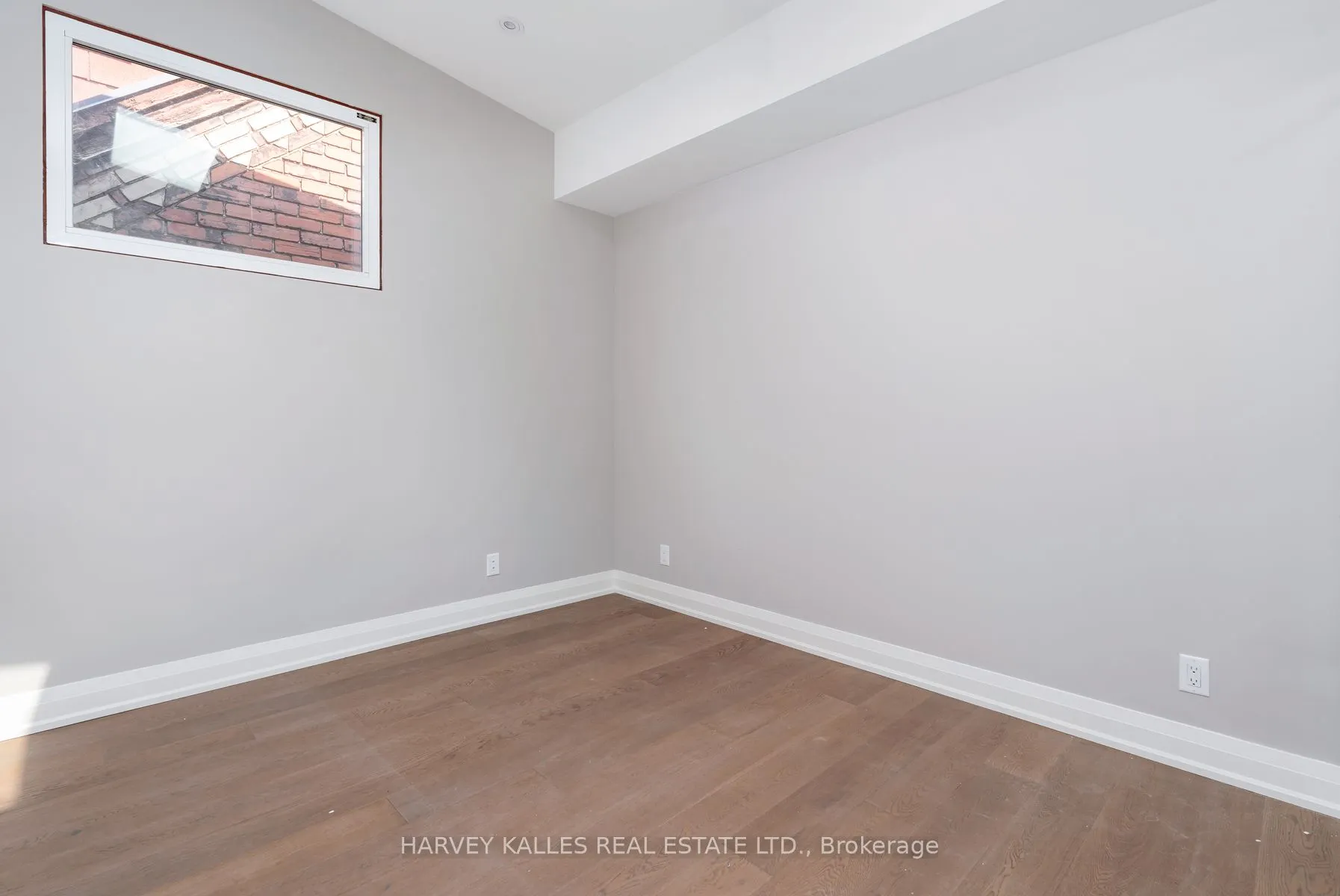 24 Sullivan Street, #3