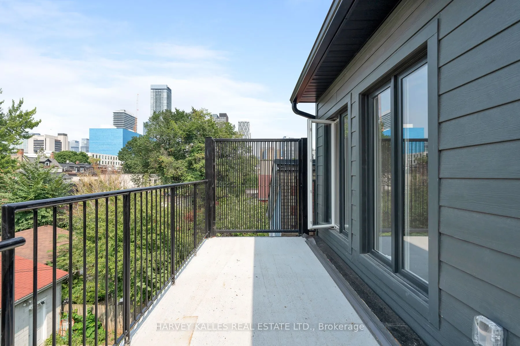 24 Sullivan Street, #3