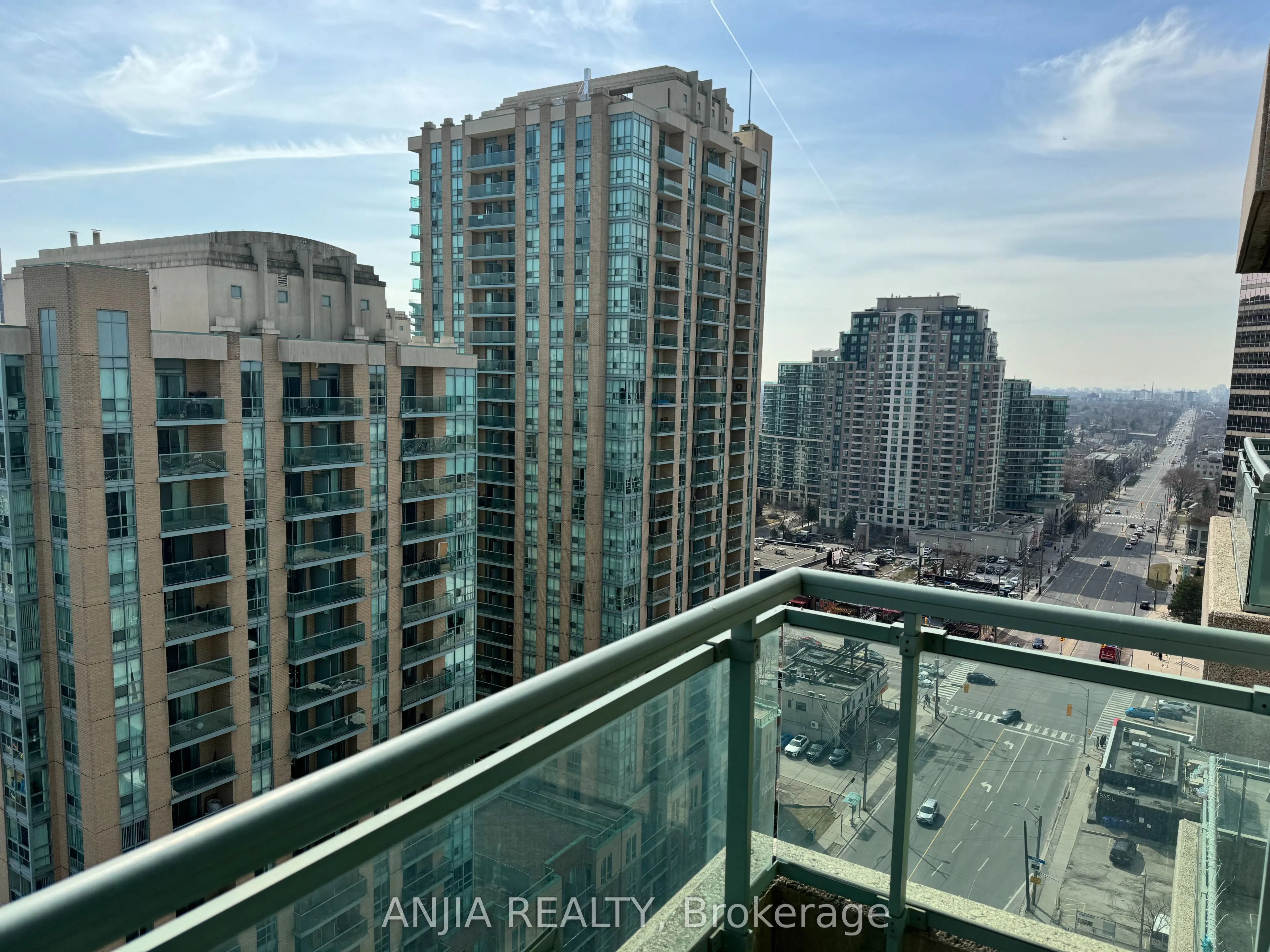3 Pemberton Avenue, #2001