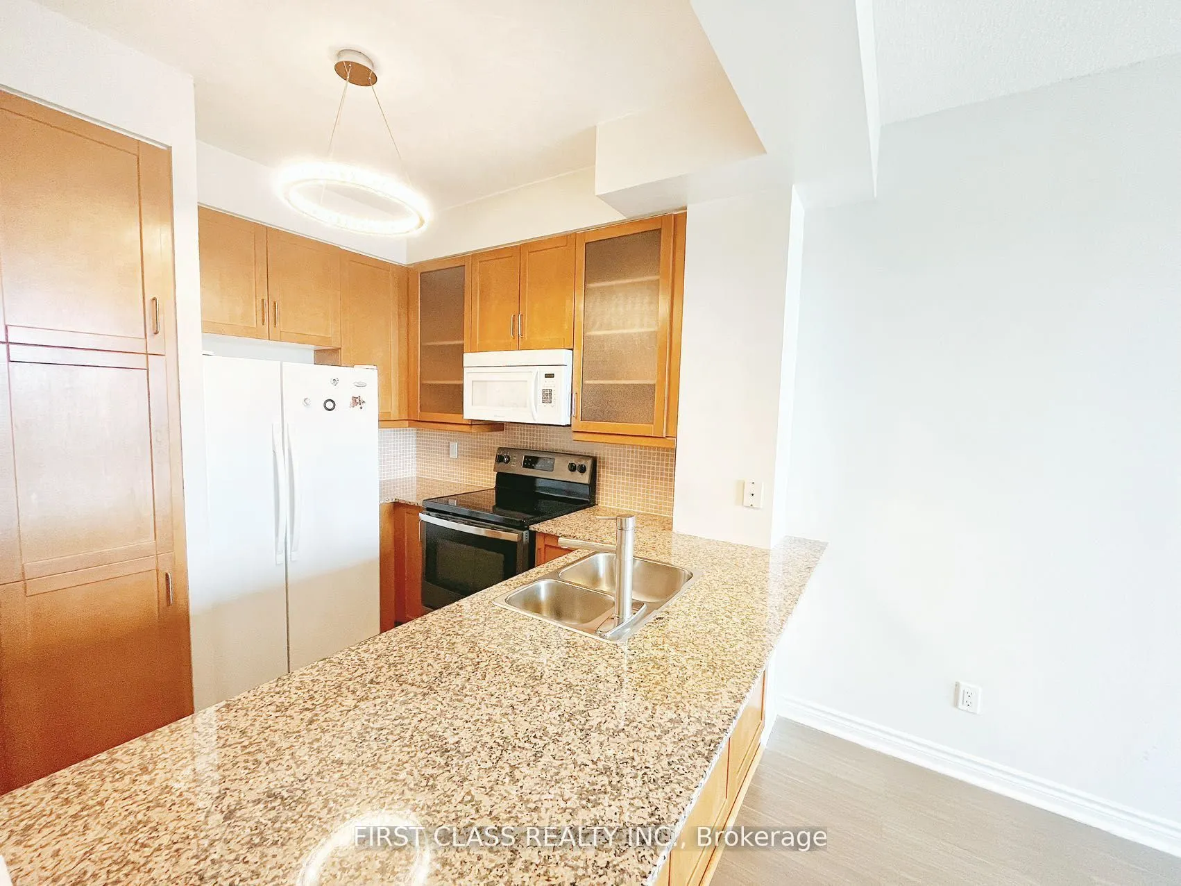 60 Byng Avenue, #1007