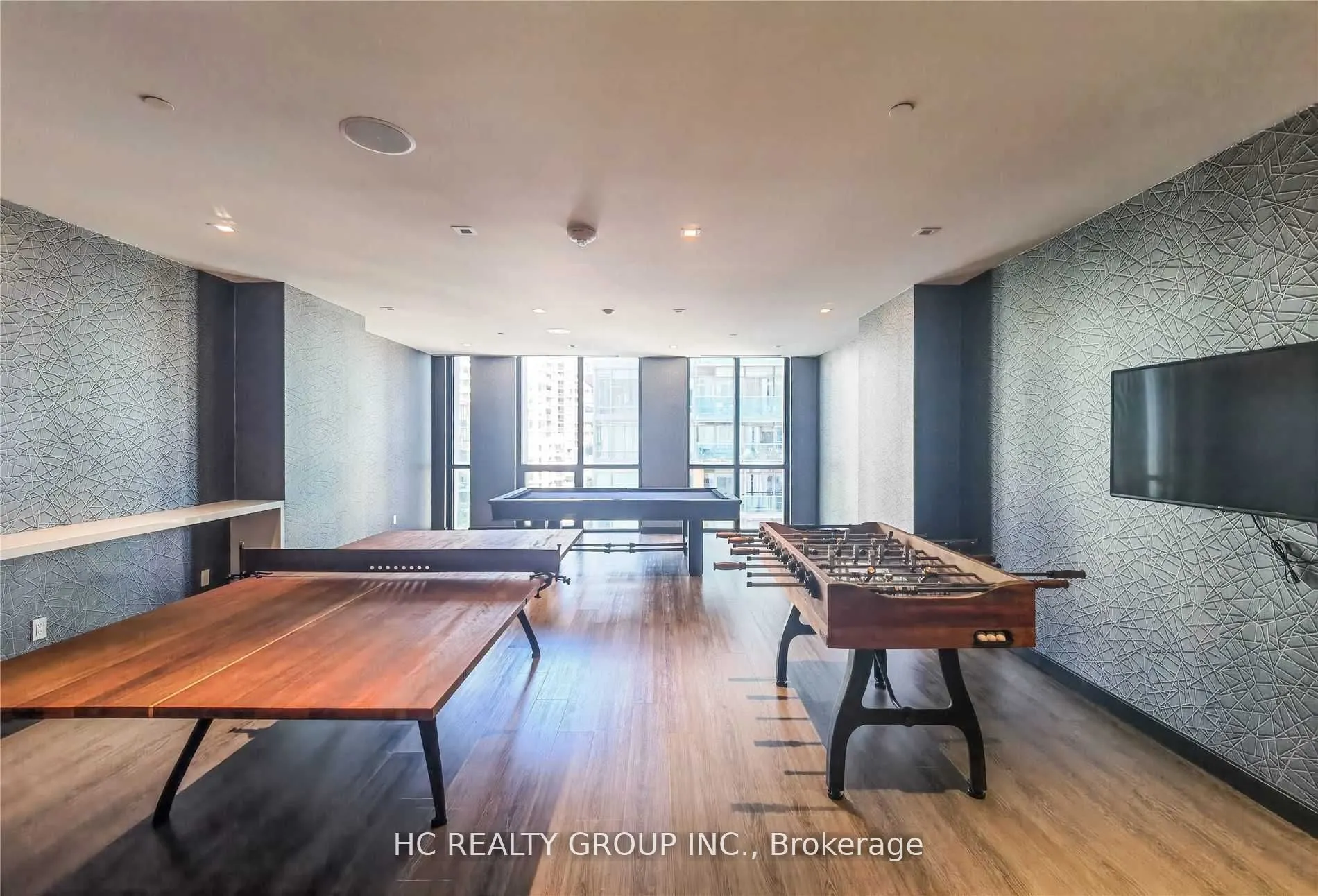 1 Yorkville Avenue, #3912