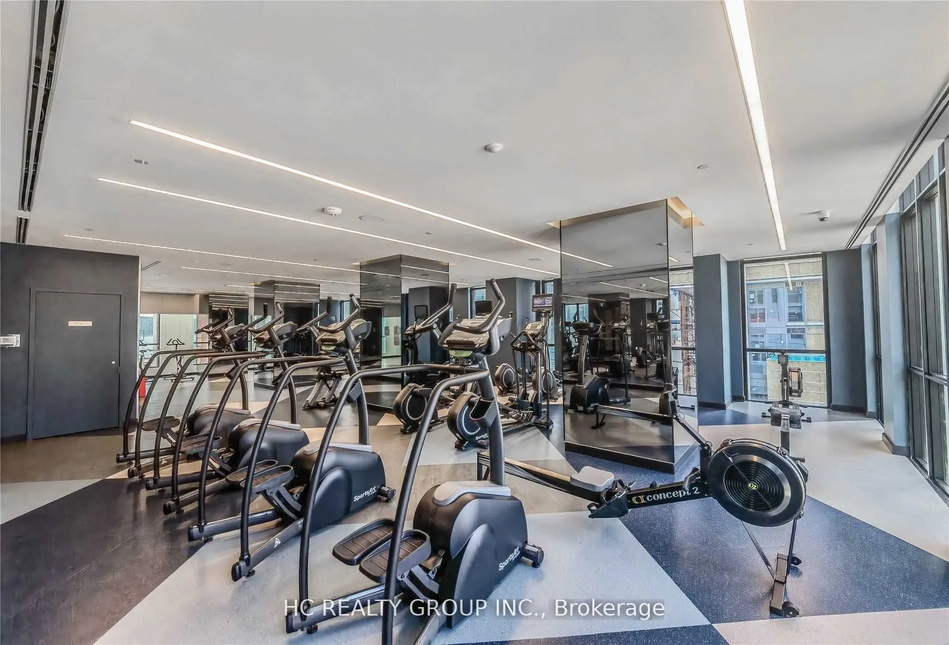 1 Yorkville Avenue, #3912