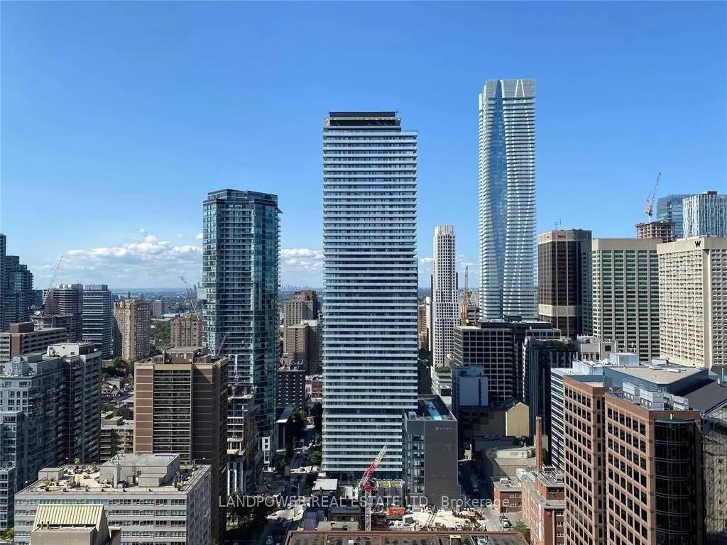 110 Charles Street E, #3406