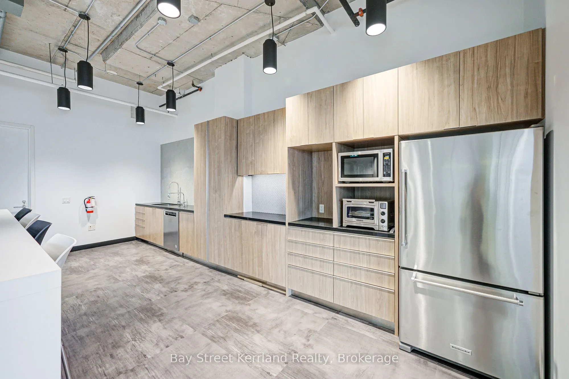 130 Queens Quay E, #500