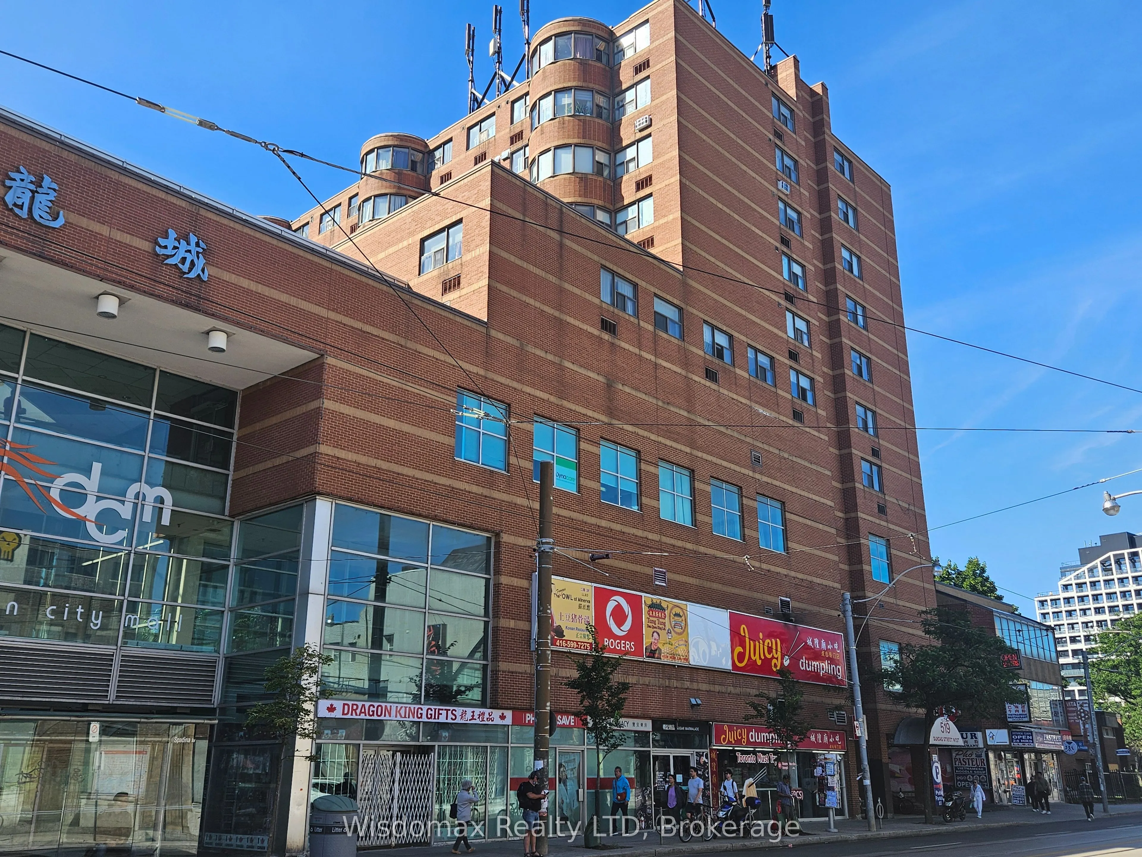 519 Dundas Street W, #803