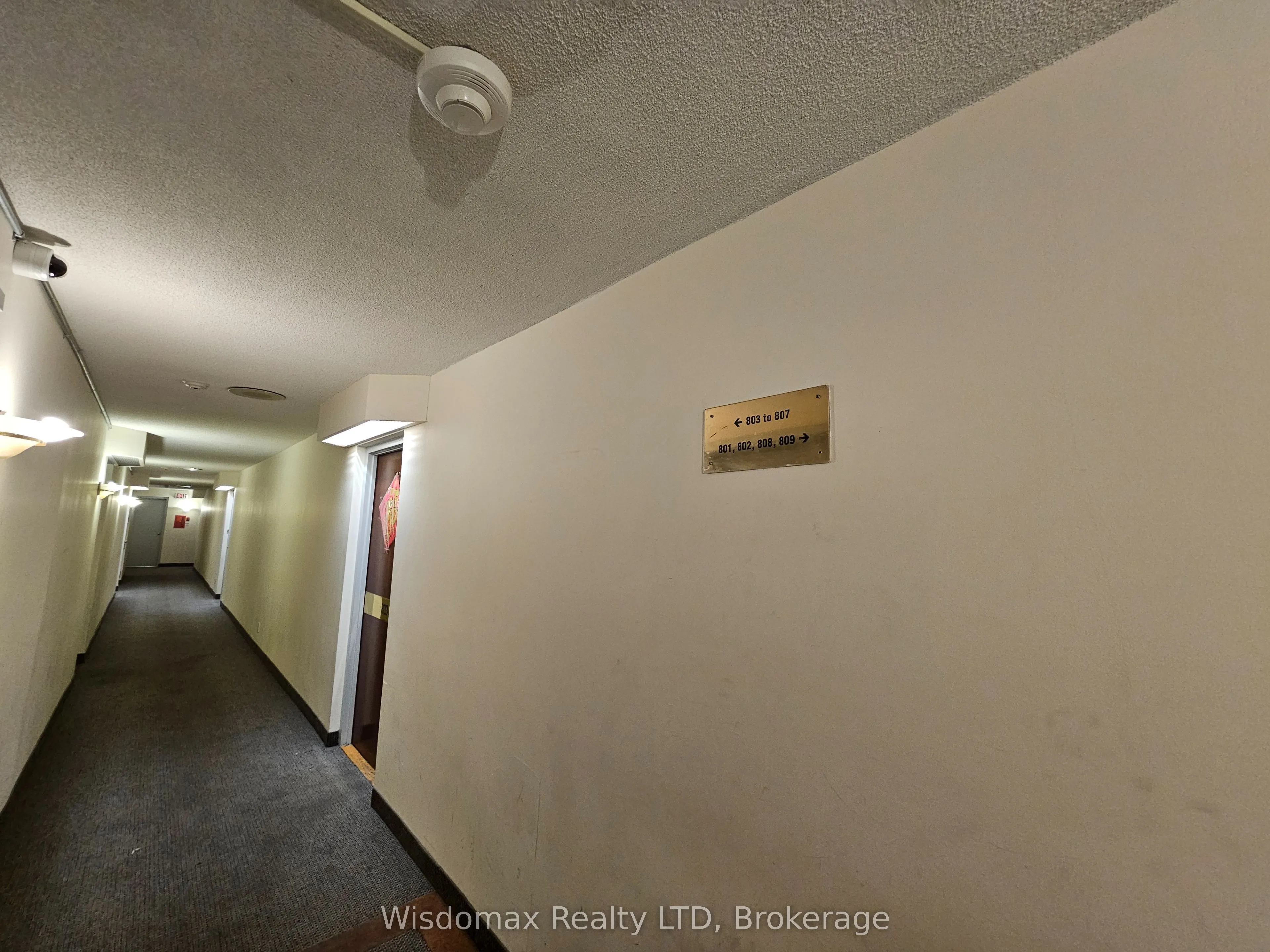 519 Dundas Street W, #803