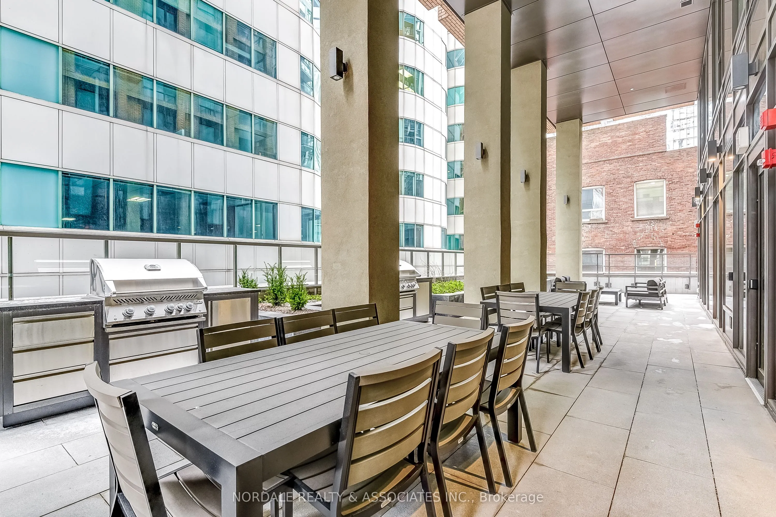 28 Widmer Street, #3026