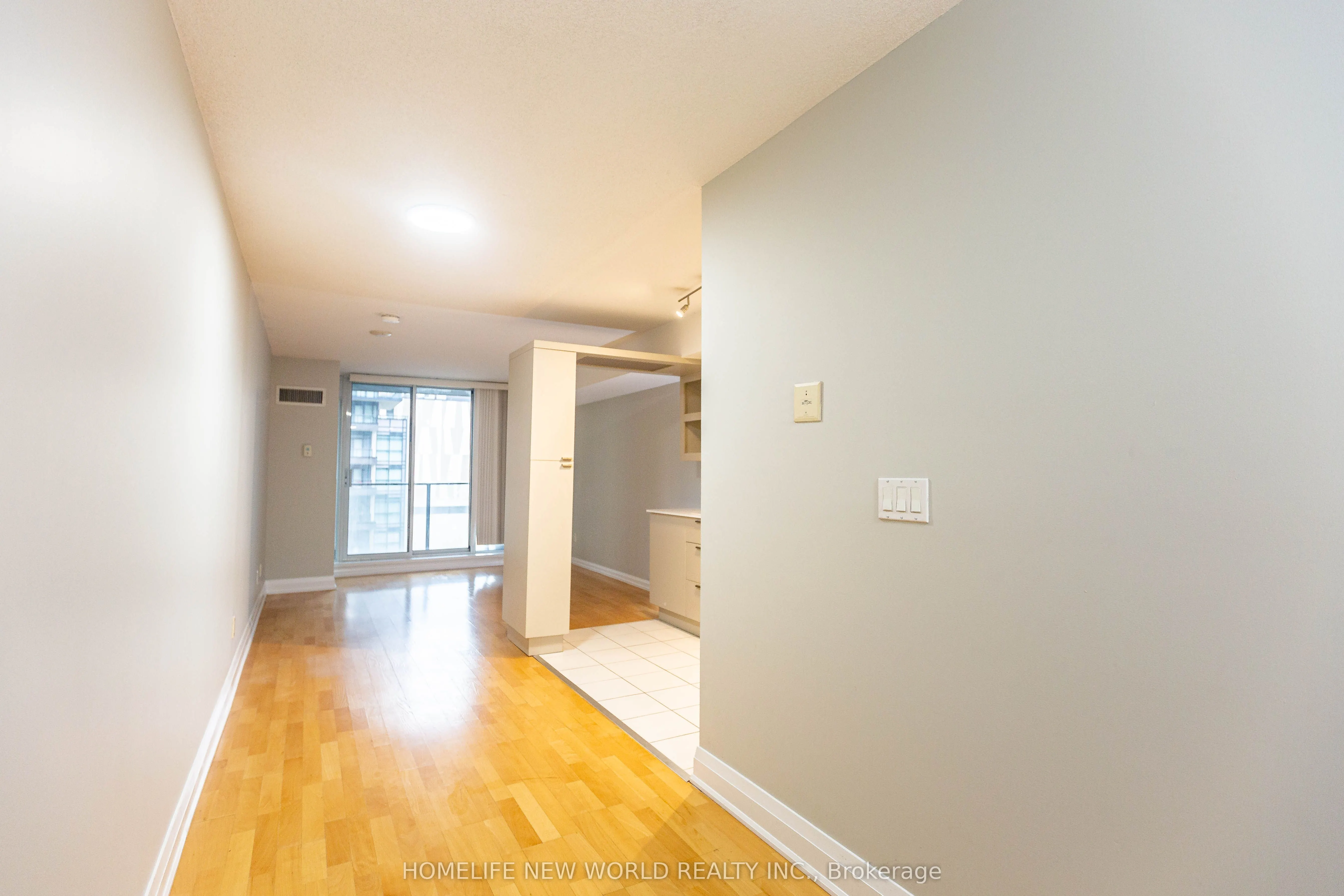 111 Elizabeth Street, #951