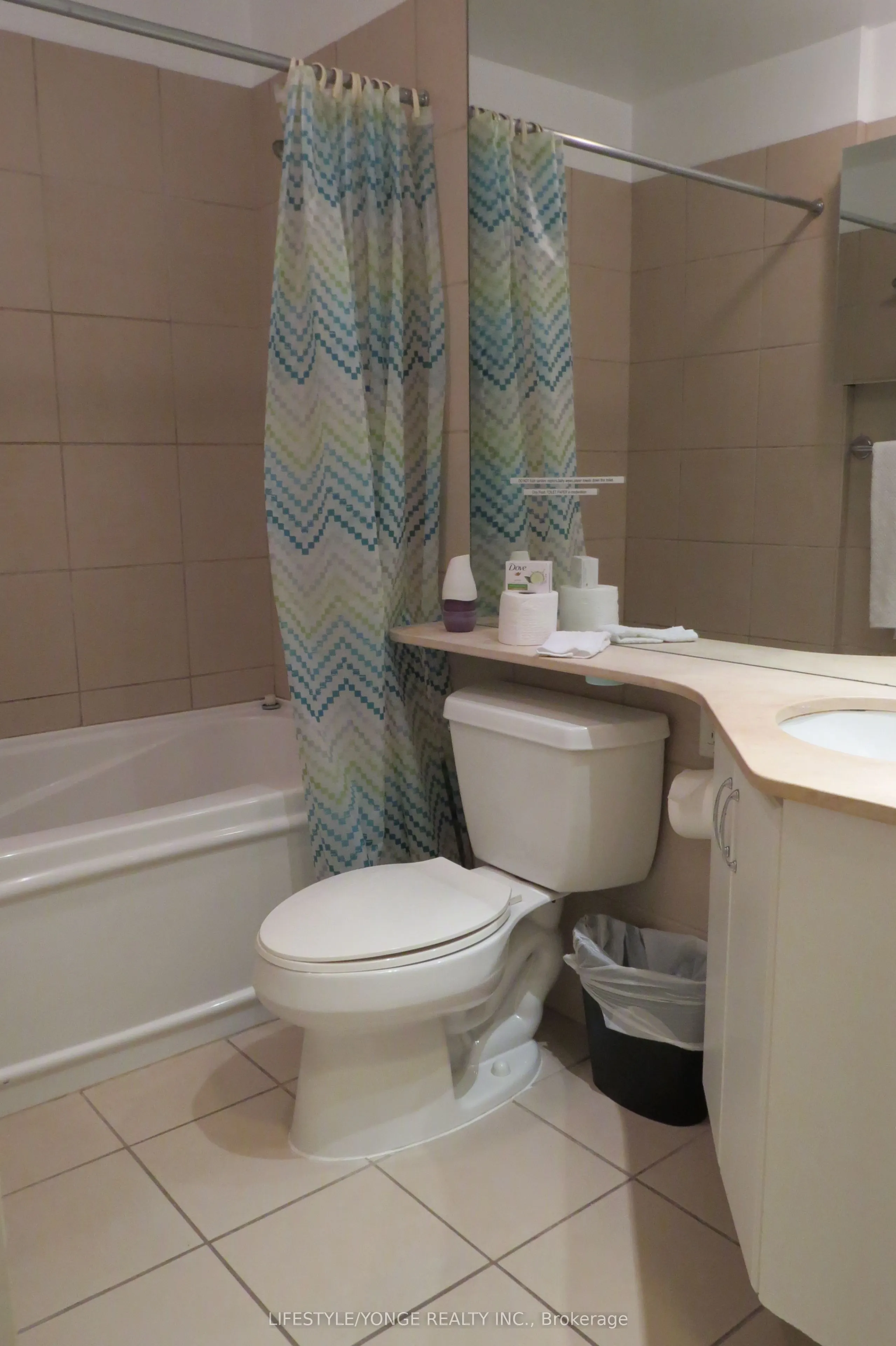 1121 Bay Street, #1608