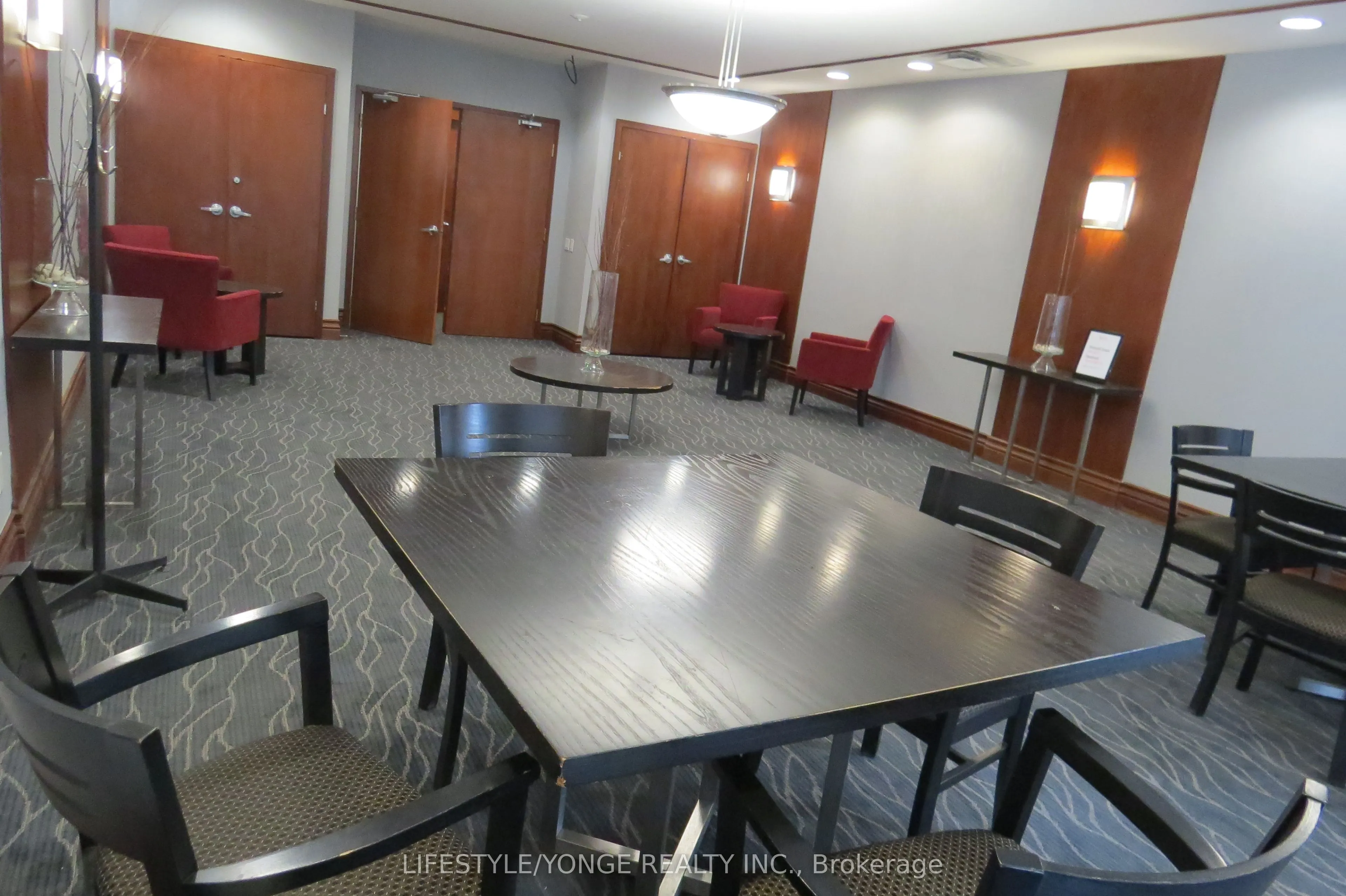 1121 Bay Street, #1608