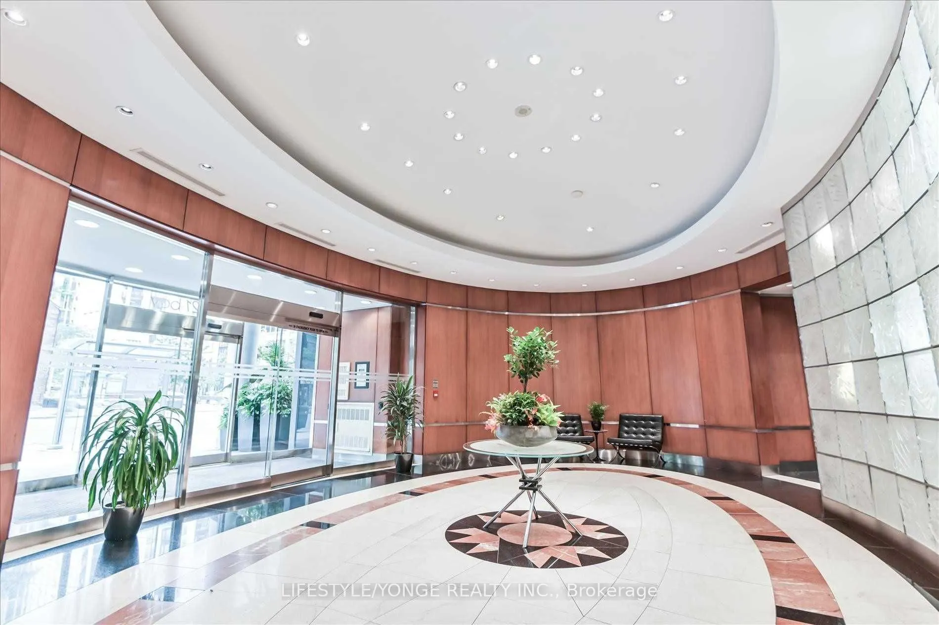 1121 Bay Street, #1608