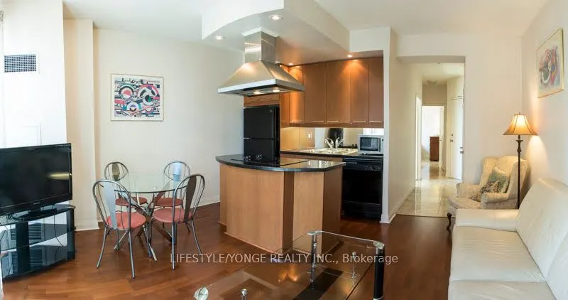 1121 Bay Street, #1608