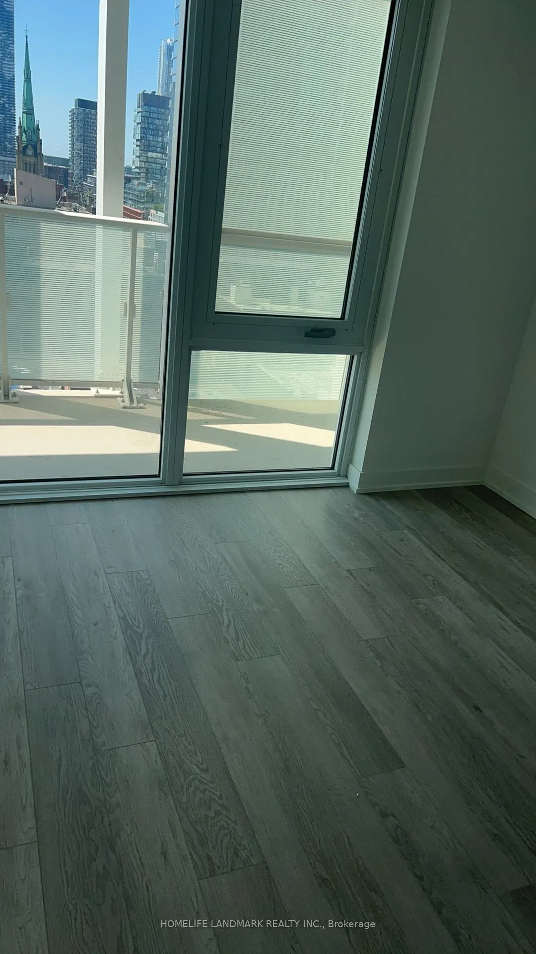 88 Queen Street E, #1009