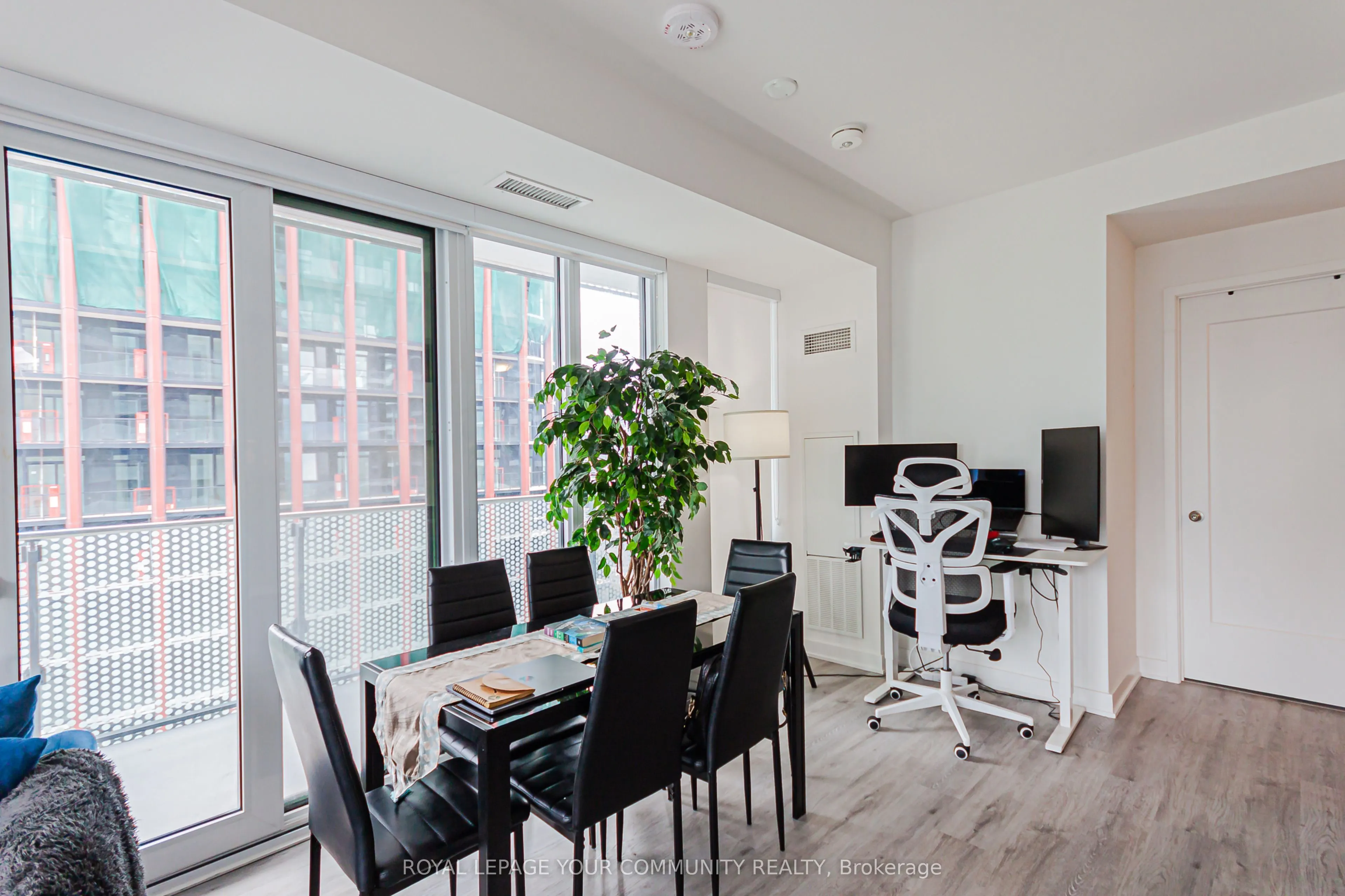 135 Lower Sherbourne Street, #2134
