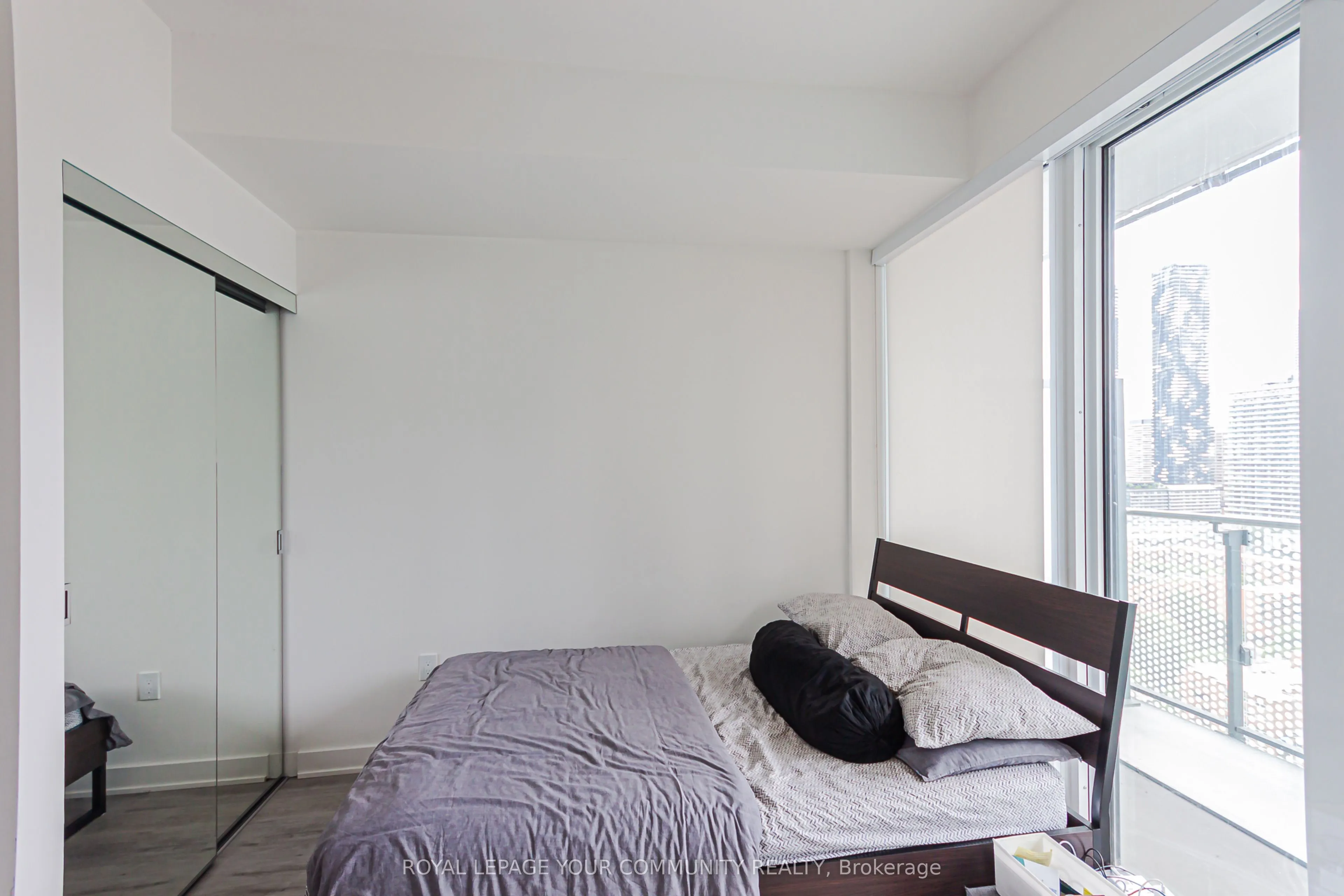 135 Lower Sherbourne Street, #2134
