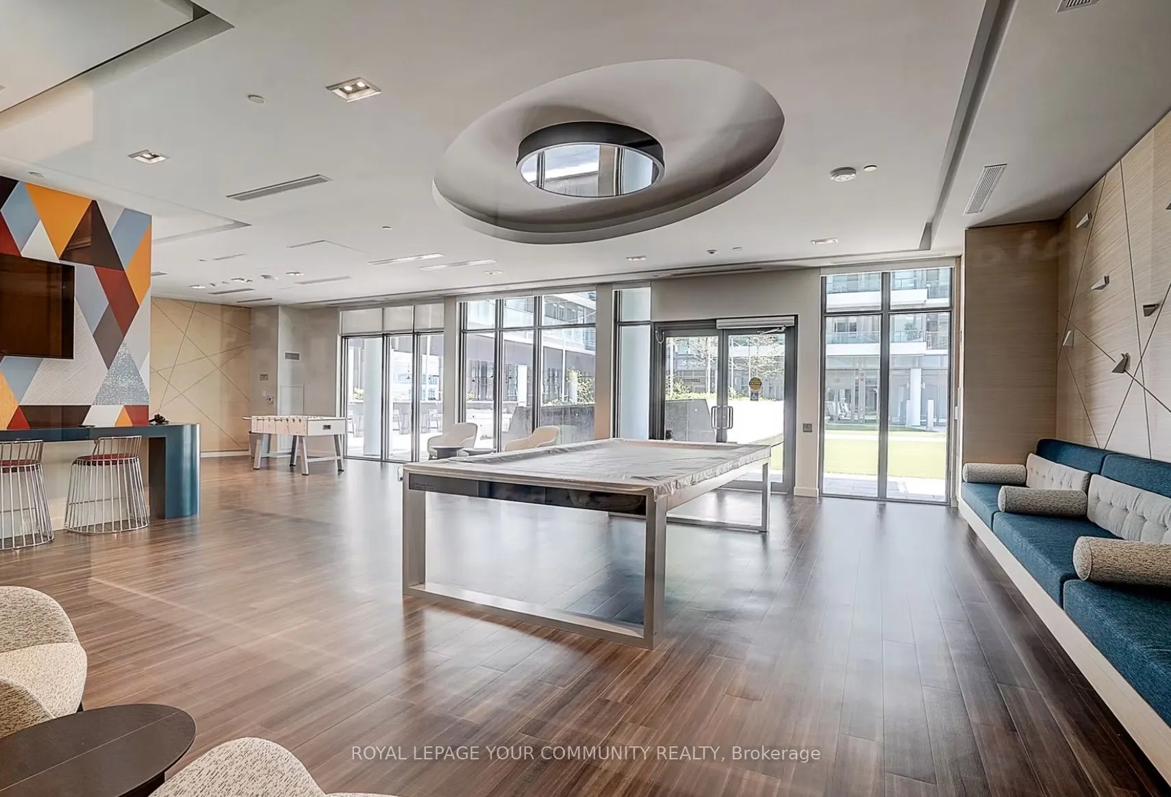 135 Lower Sherbourne Street, #2134