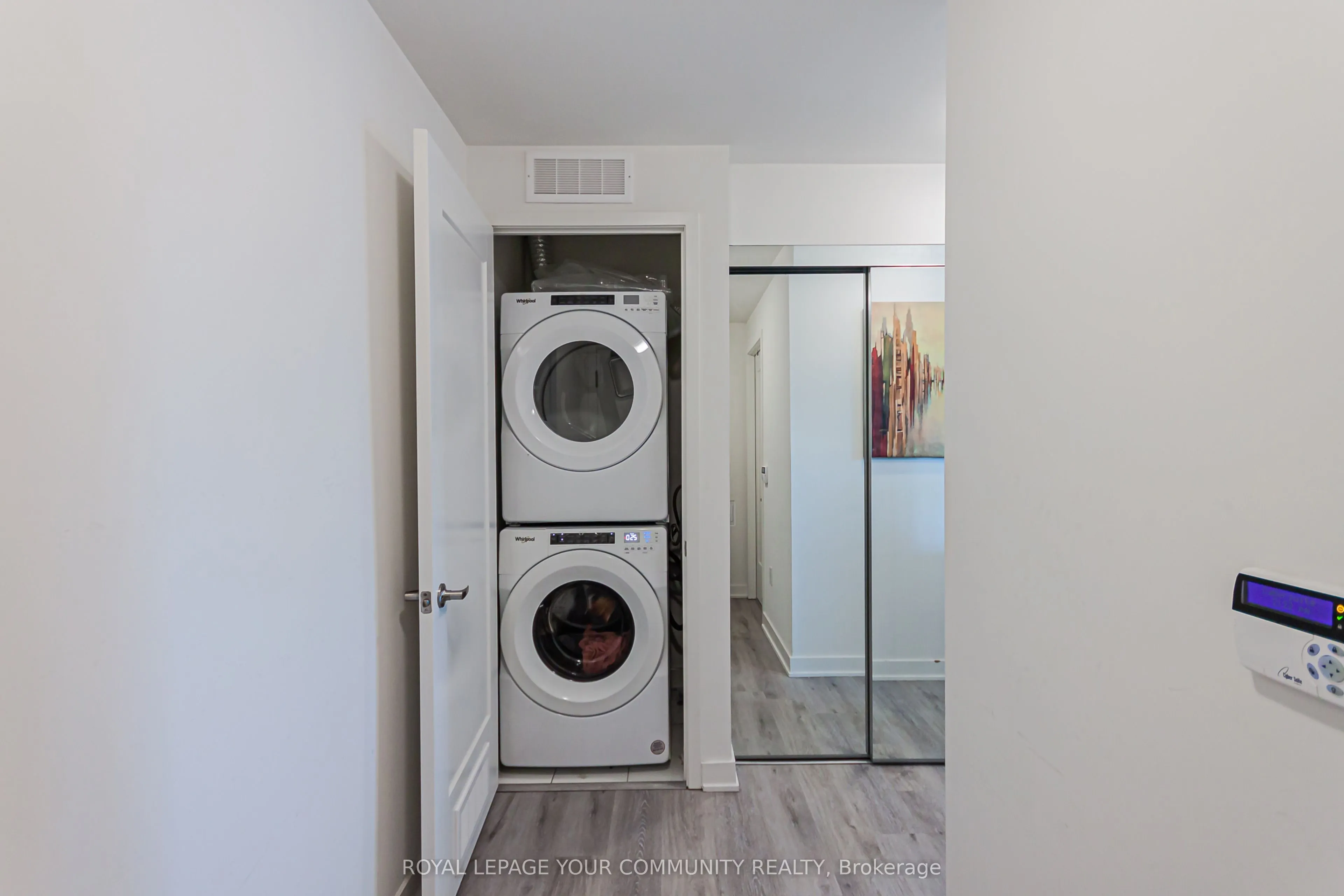 135 Lower Sherbourne Street, #2134