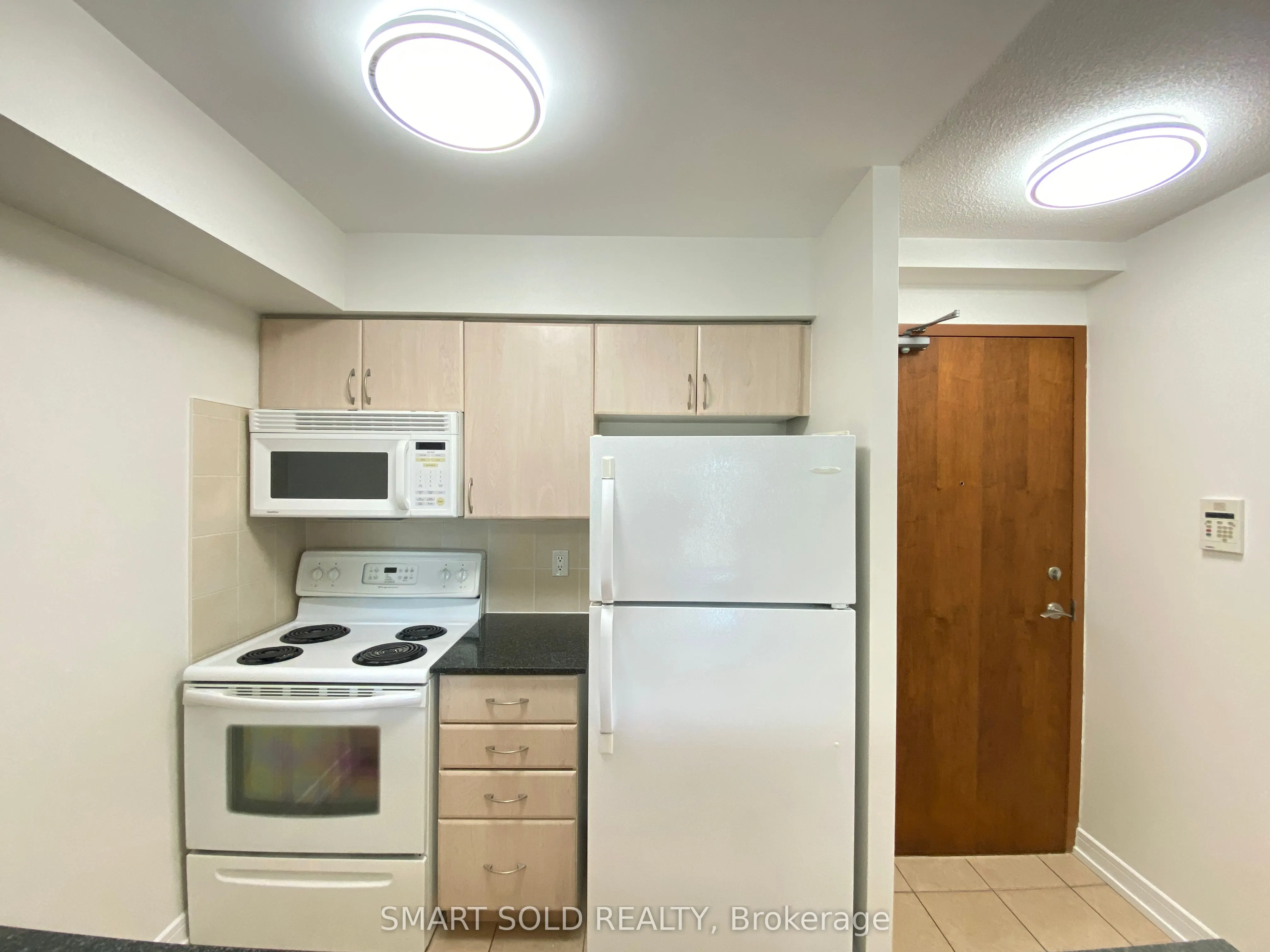 35 Bales Avenue, #309