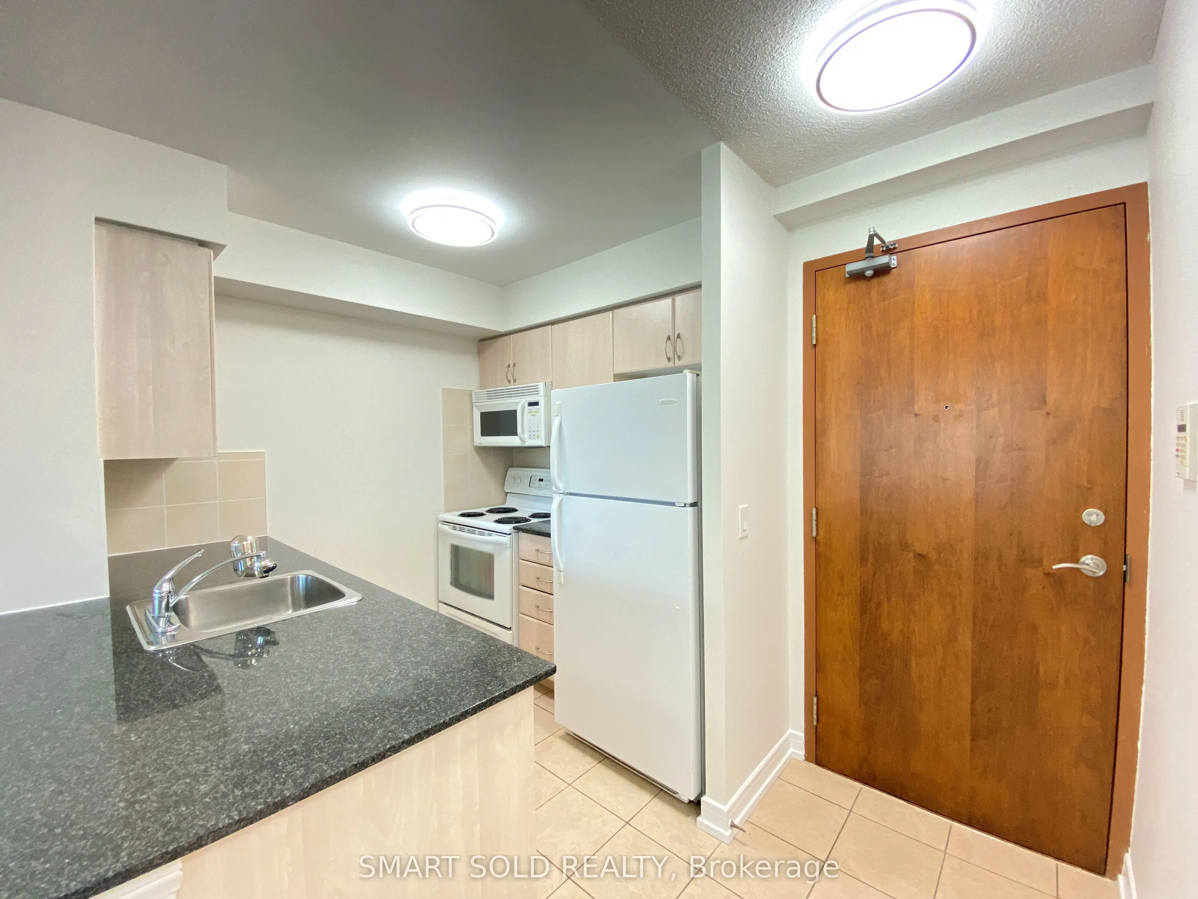 35 Bales Avenue, #309