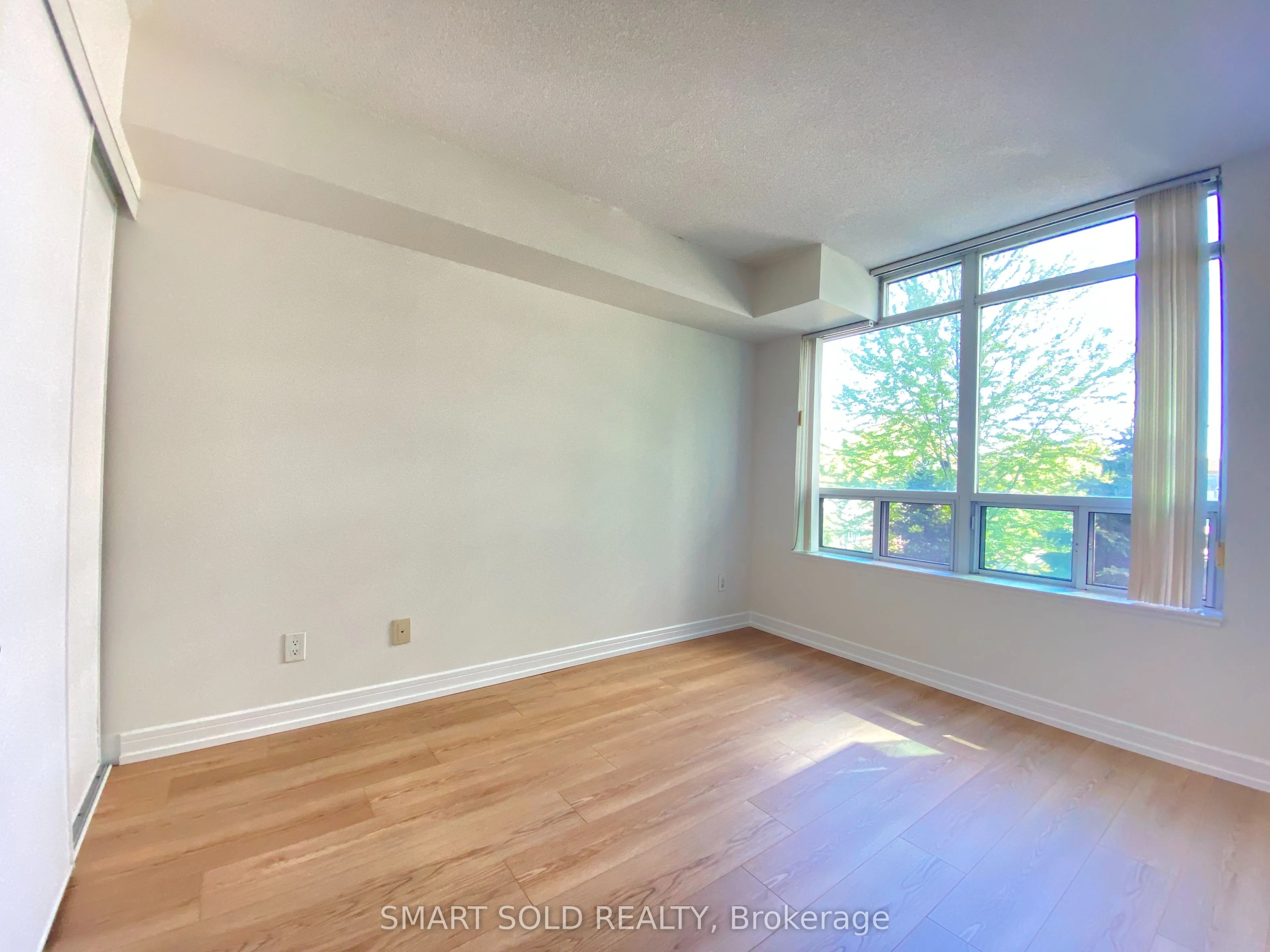 35 Bales Avenue, #309