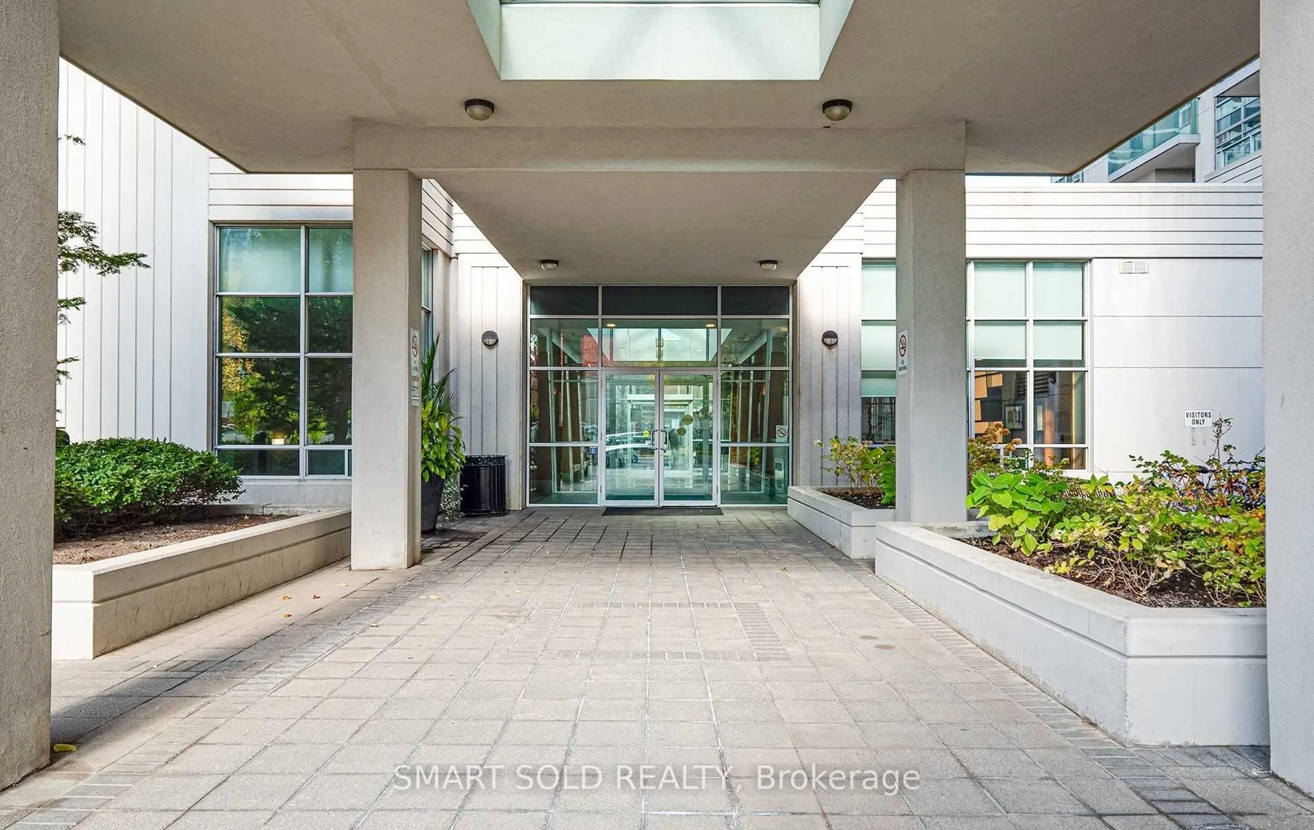 35 Bales Avenue, #309