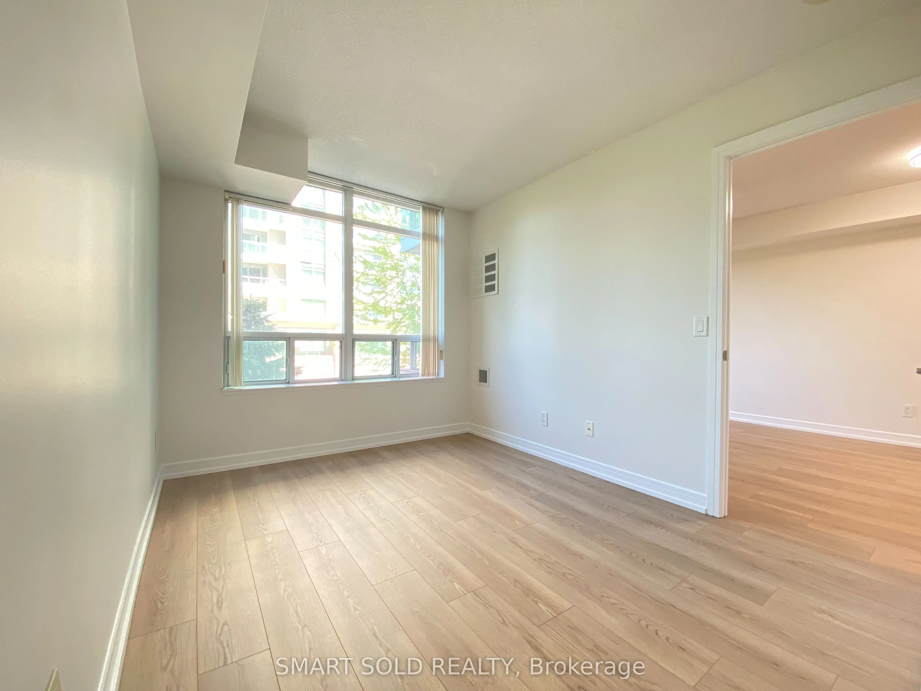 35 Bales Avenue, #309