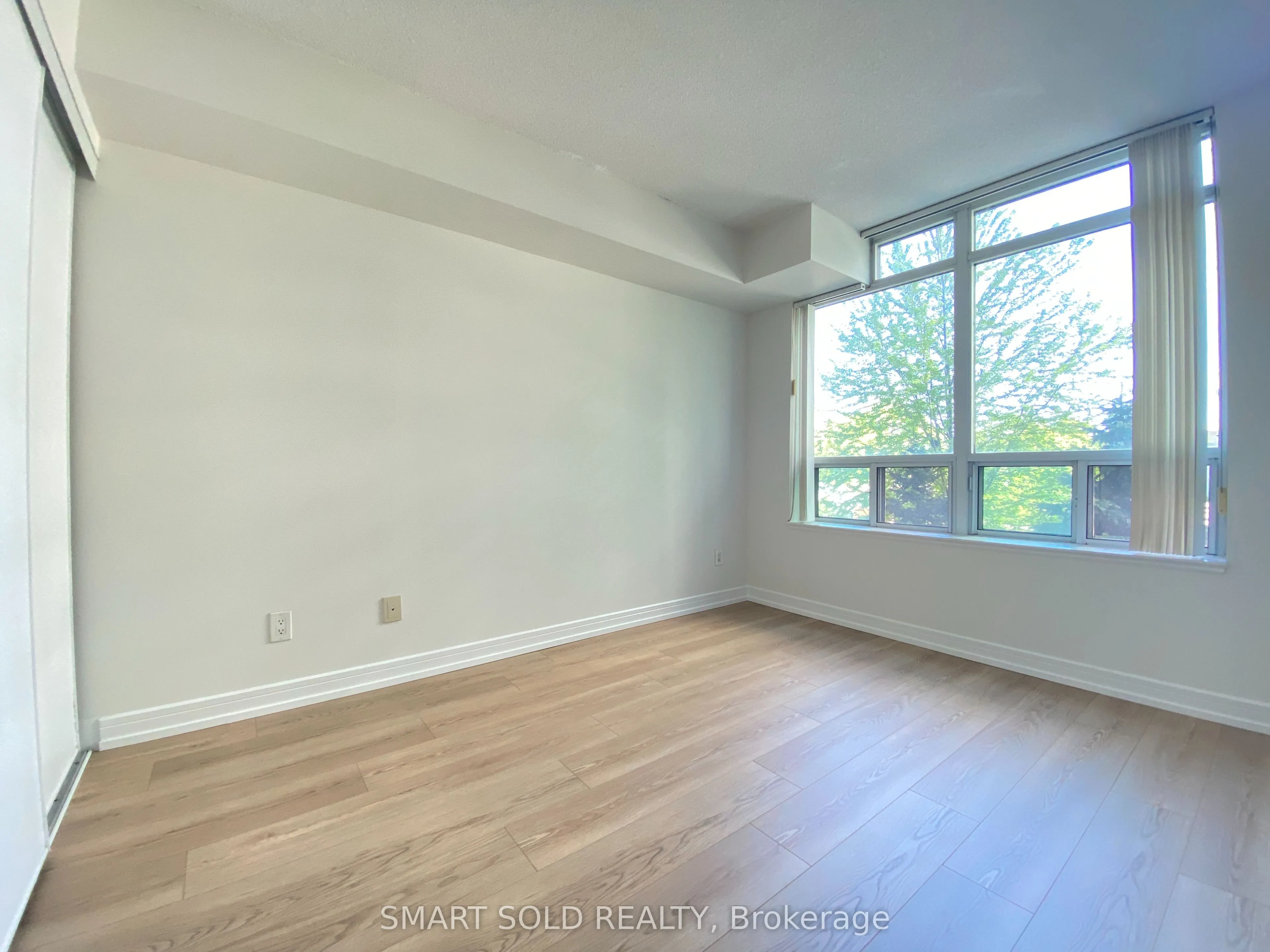 35 Bales Avenue, #309