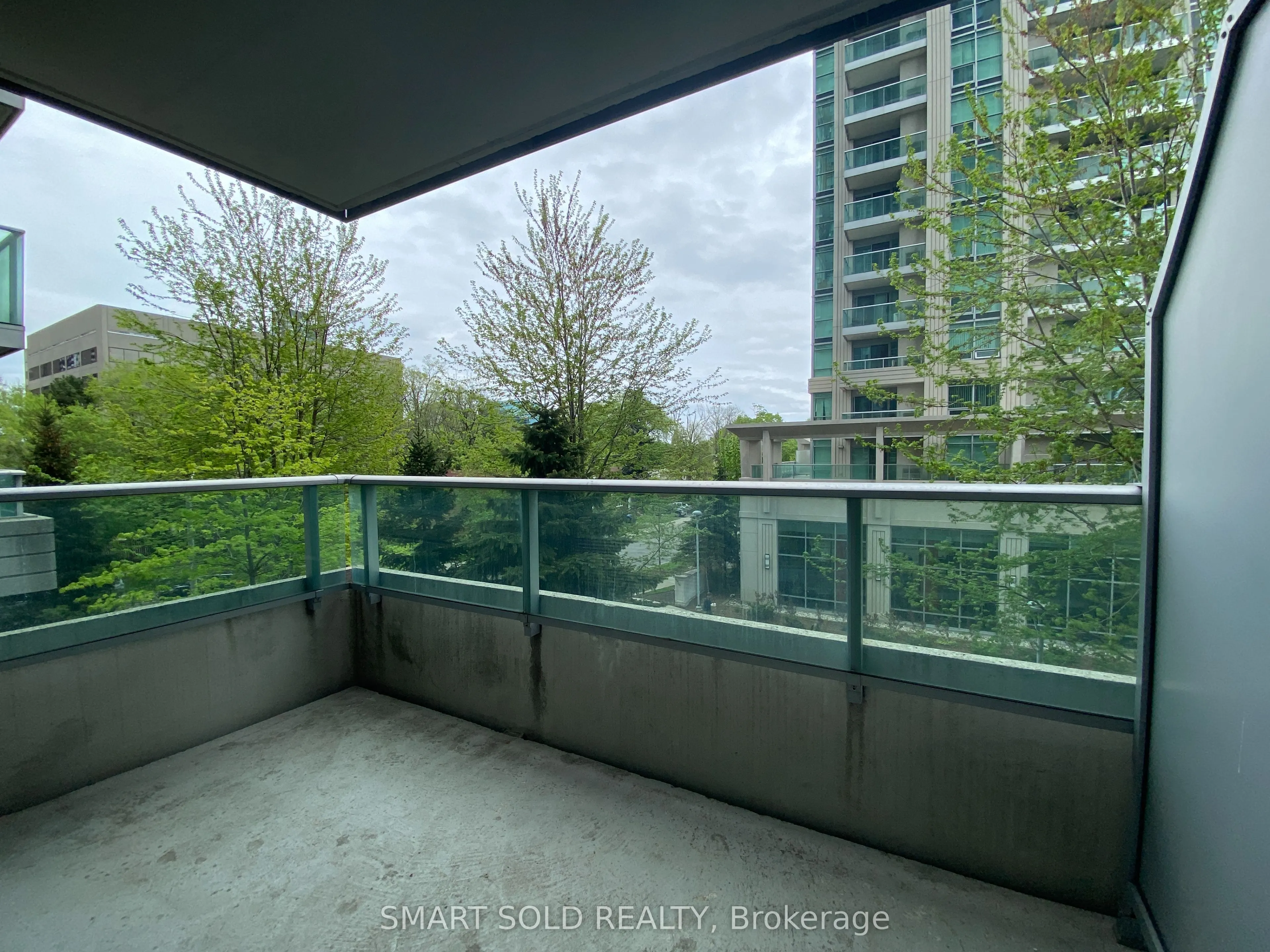 35 Bales Avenue, #309