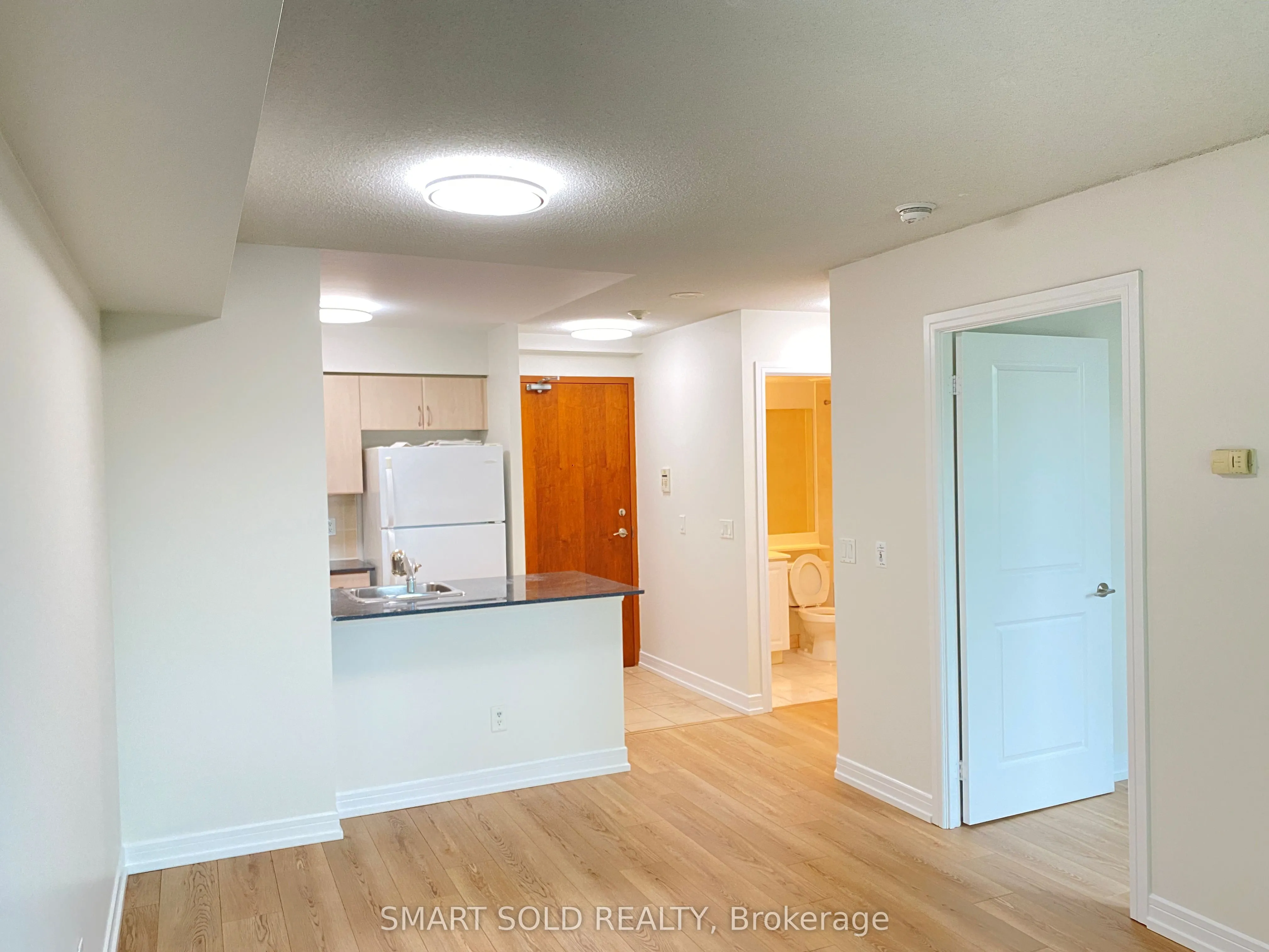 35 Bales Avenue, #309