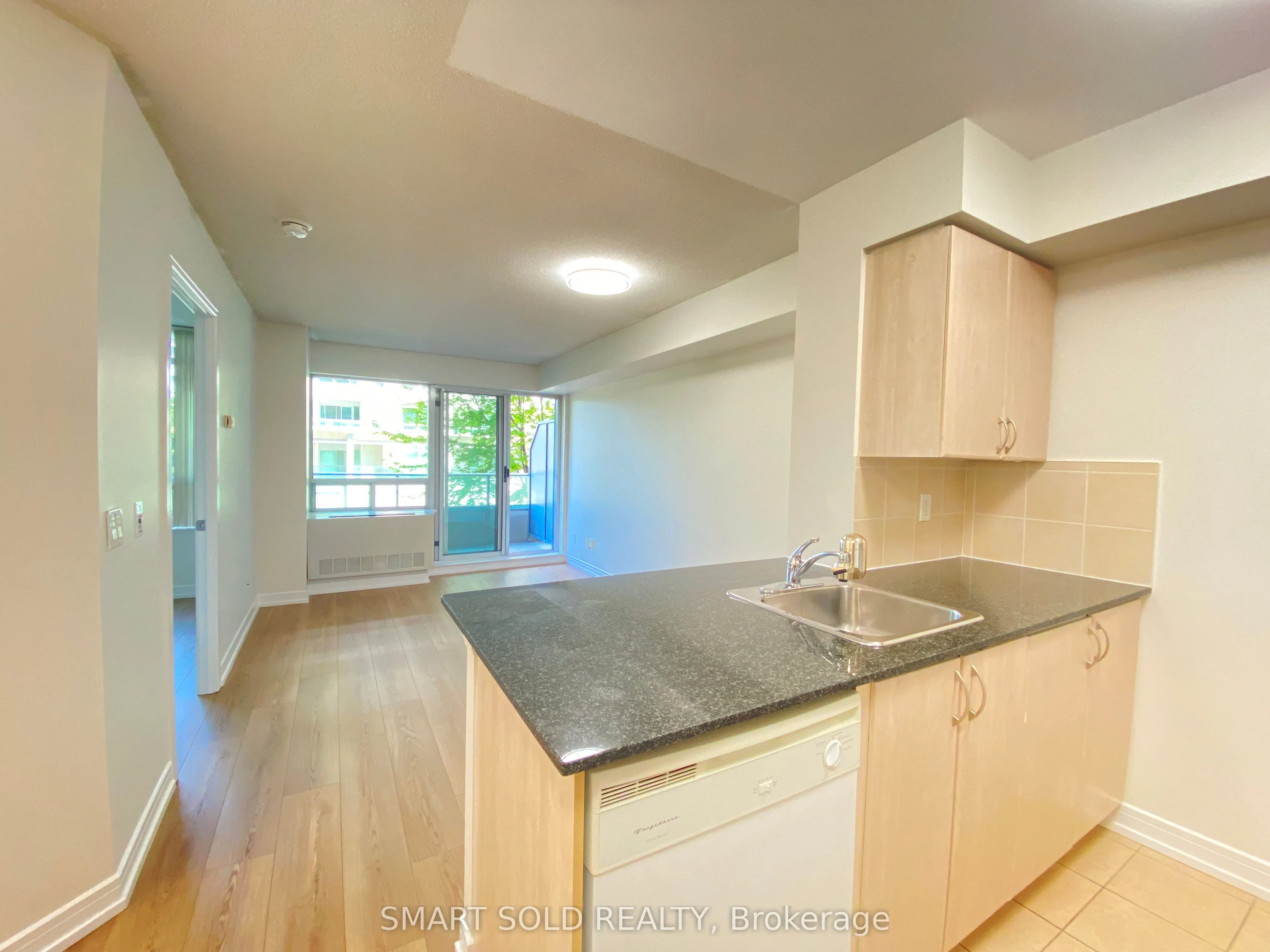 35 Bales Avenue, #309
