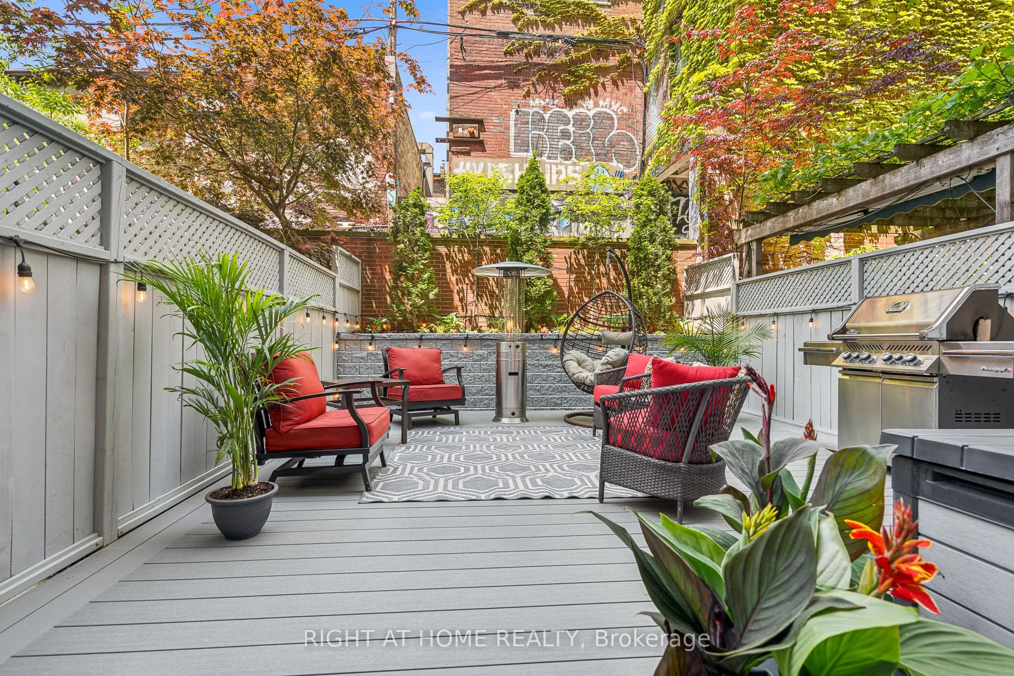 500 Richmond Street W, #118