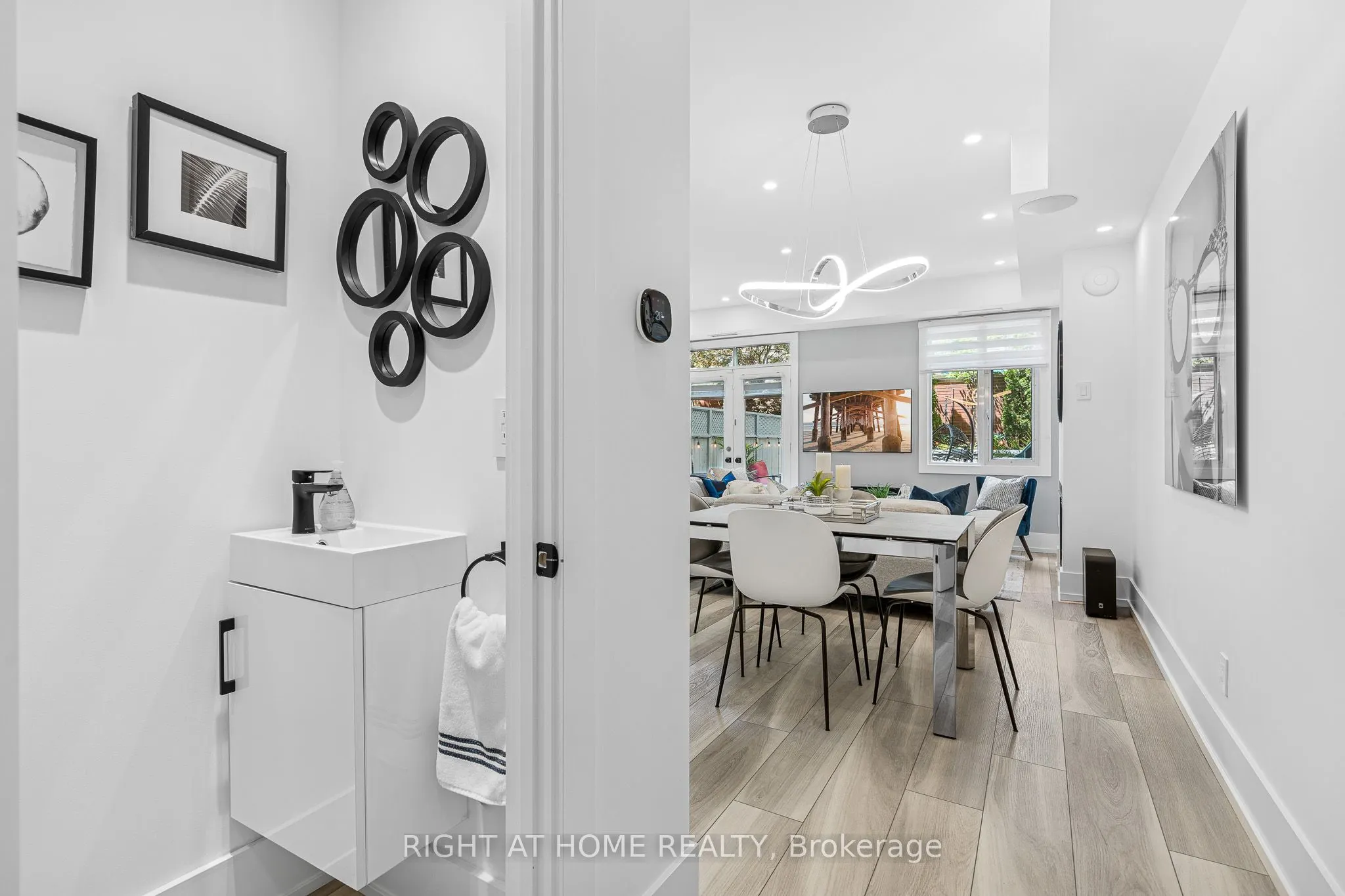 500 Richmond Street W, #118