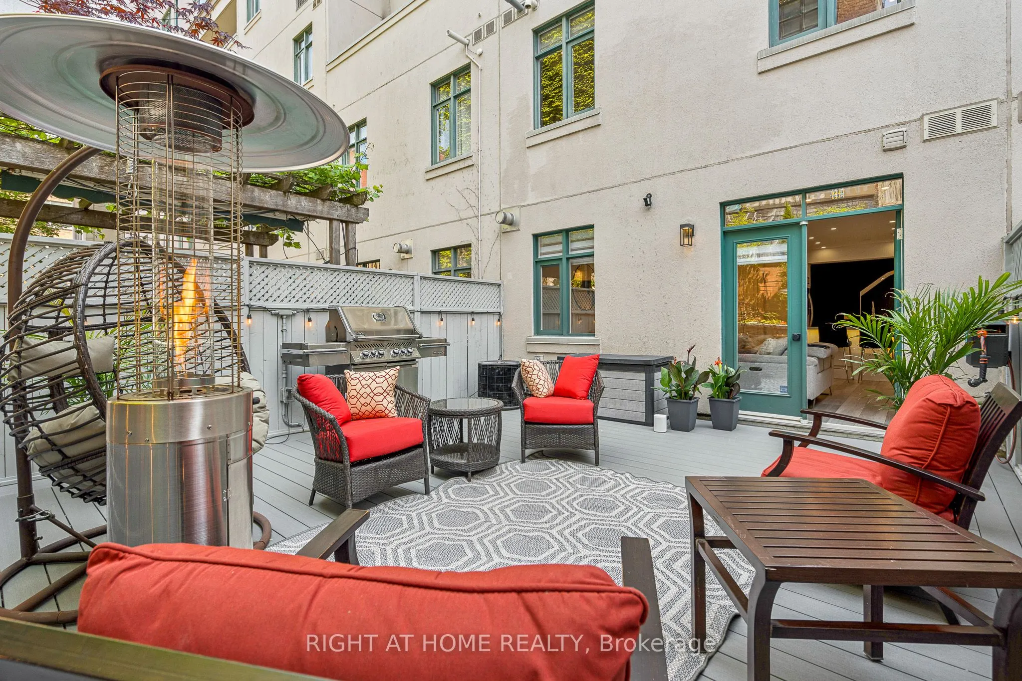 500 Richmond Street W, #118