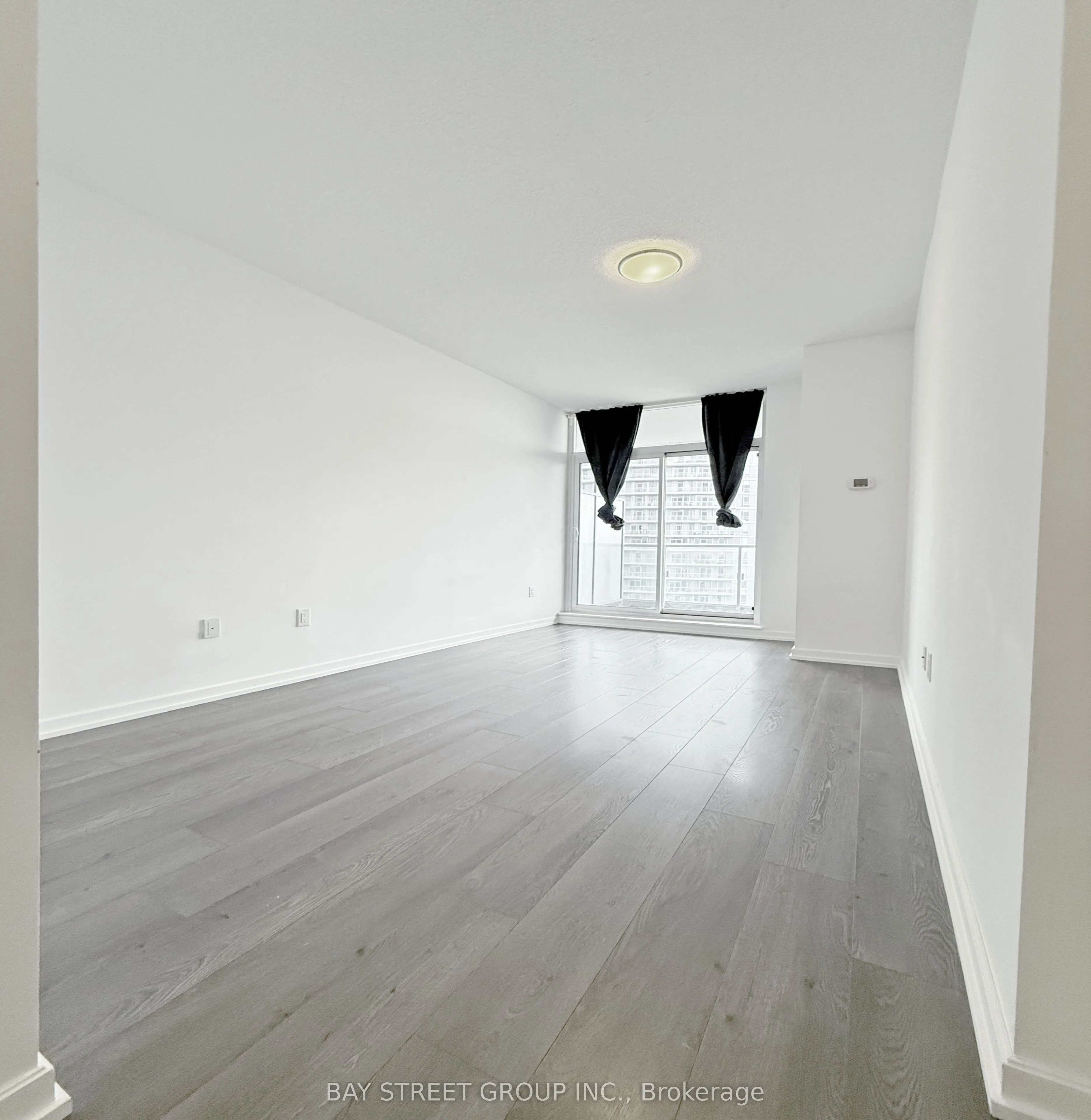 62 Forest Manor Road, #2401