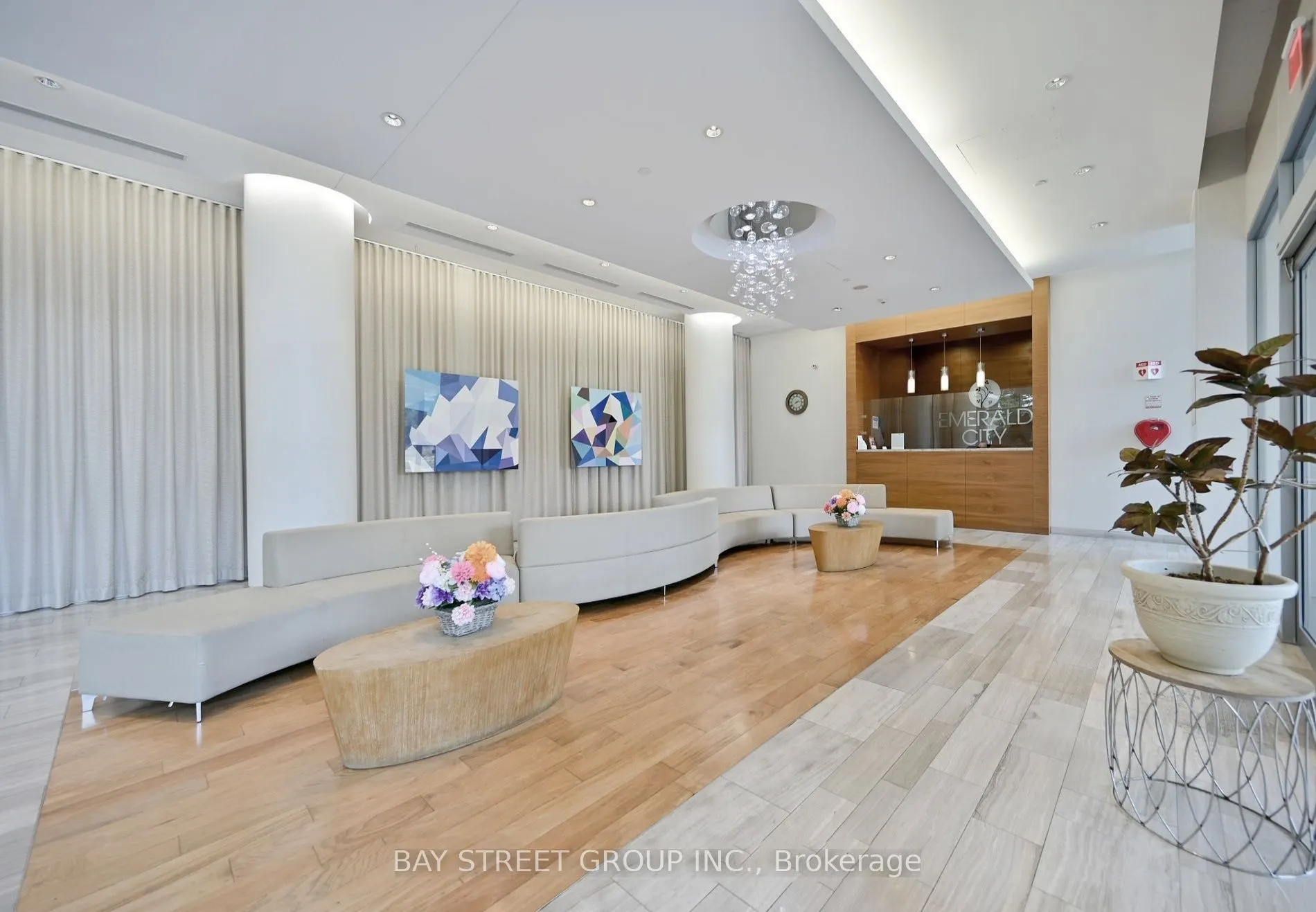 62 Forest Manor Road, #2401